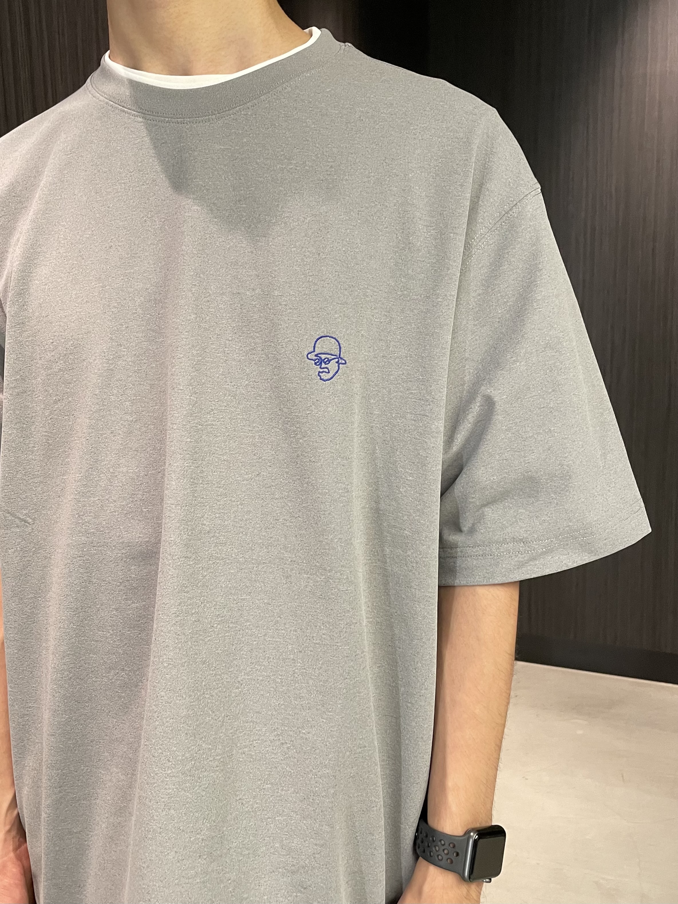 Okdさんの「TAKEO KIKUCHI｜【汗染み軽減/接触冷感】フェイクレイヤード ワンポイント刺繍Ｔシャツ」を使ったコーディネート