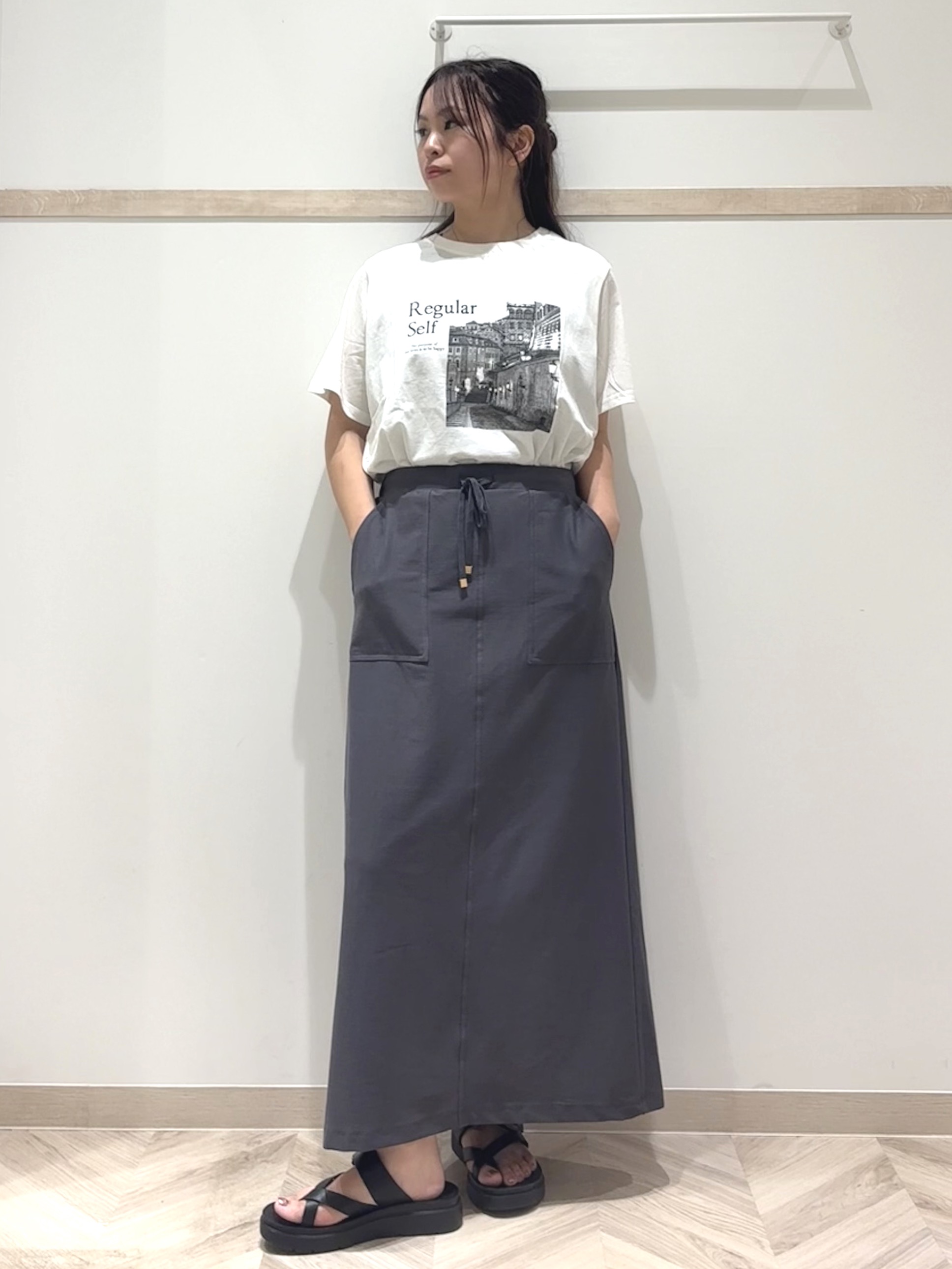 nanaさんの「SHOO･LA･RUE｜【洗濯機可/選べる6色】程よいシアー感が涼し気 ゆったりワッシャードルマンブラウス」を使ったコーディネート