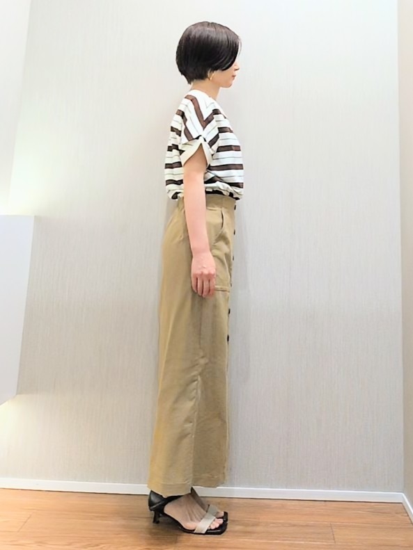 ミズタさんの「UNTITLED｜【肌に張りつきにくい/前後2WAY】ドライタッチコットンプルオーバー」を使ったコーディネート