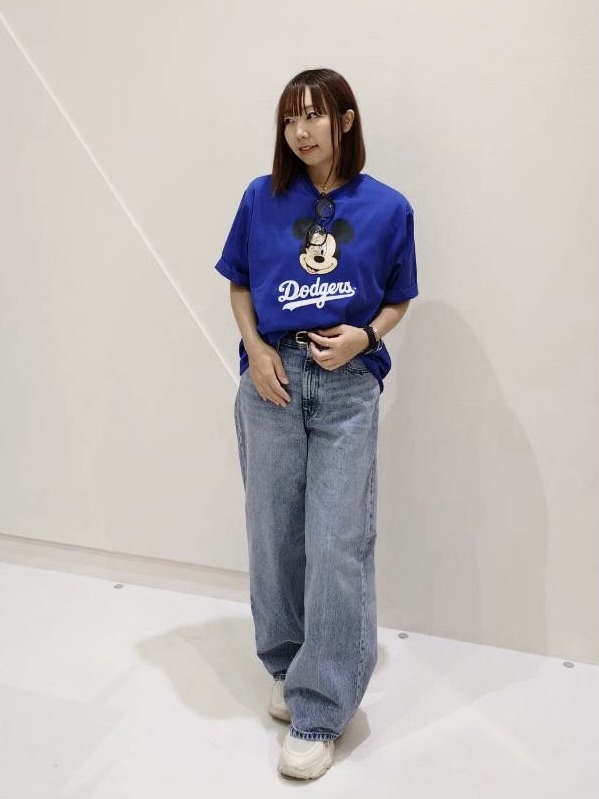 水上翼さんの「THE SHOP TK｜【Disney】【MLB】スペシャルデザイン半袖Tシャツ」を使ったコーディネート