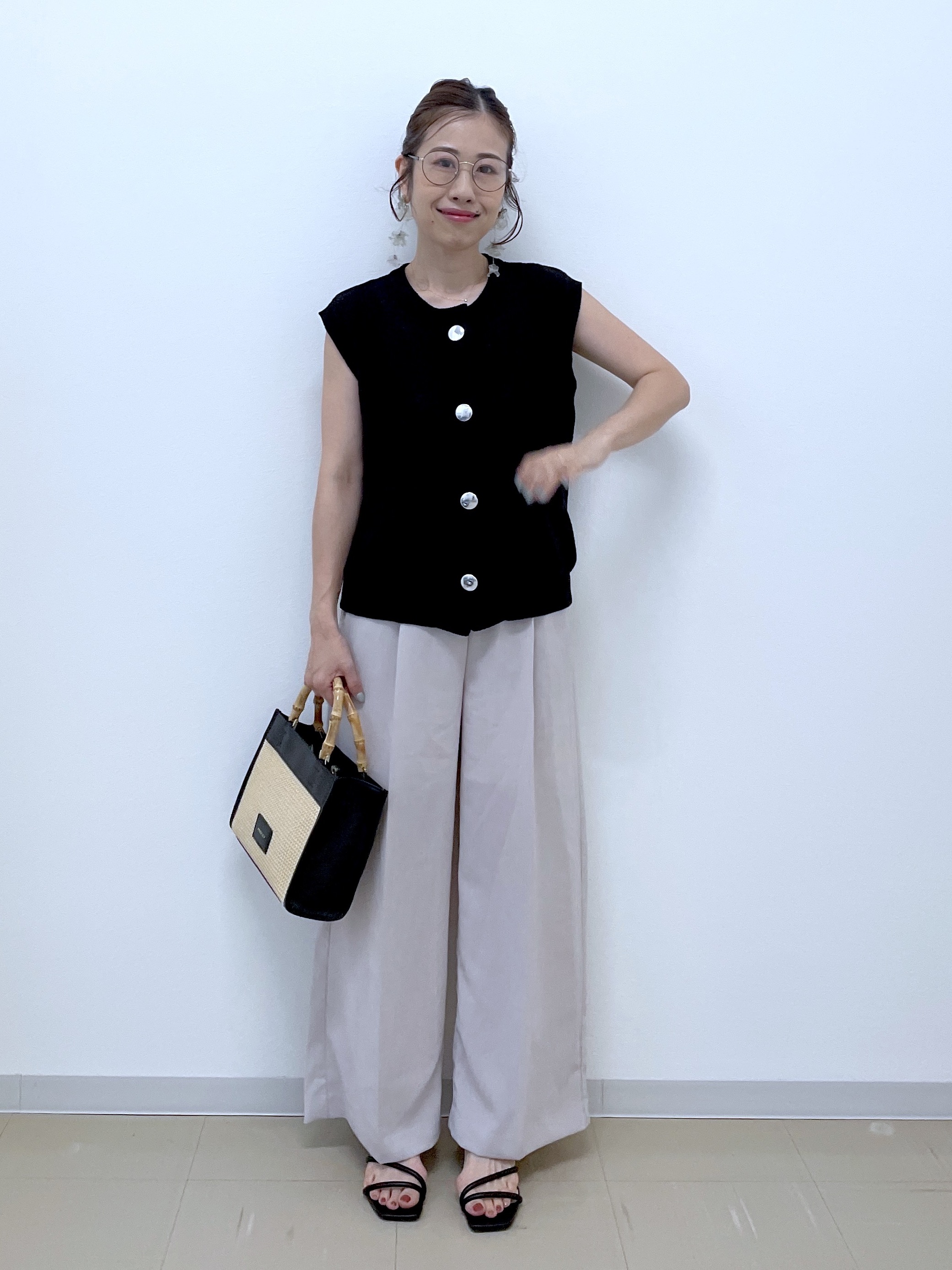 Akiさんの「OPAQUE.CLIP｜メッシュニットベスト【洗濯機OK】」を使ったコーディネート