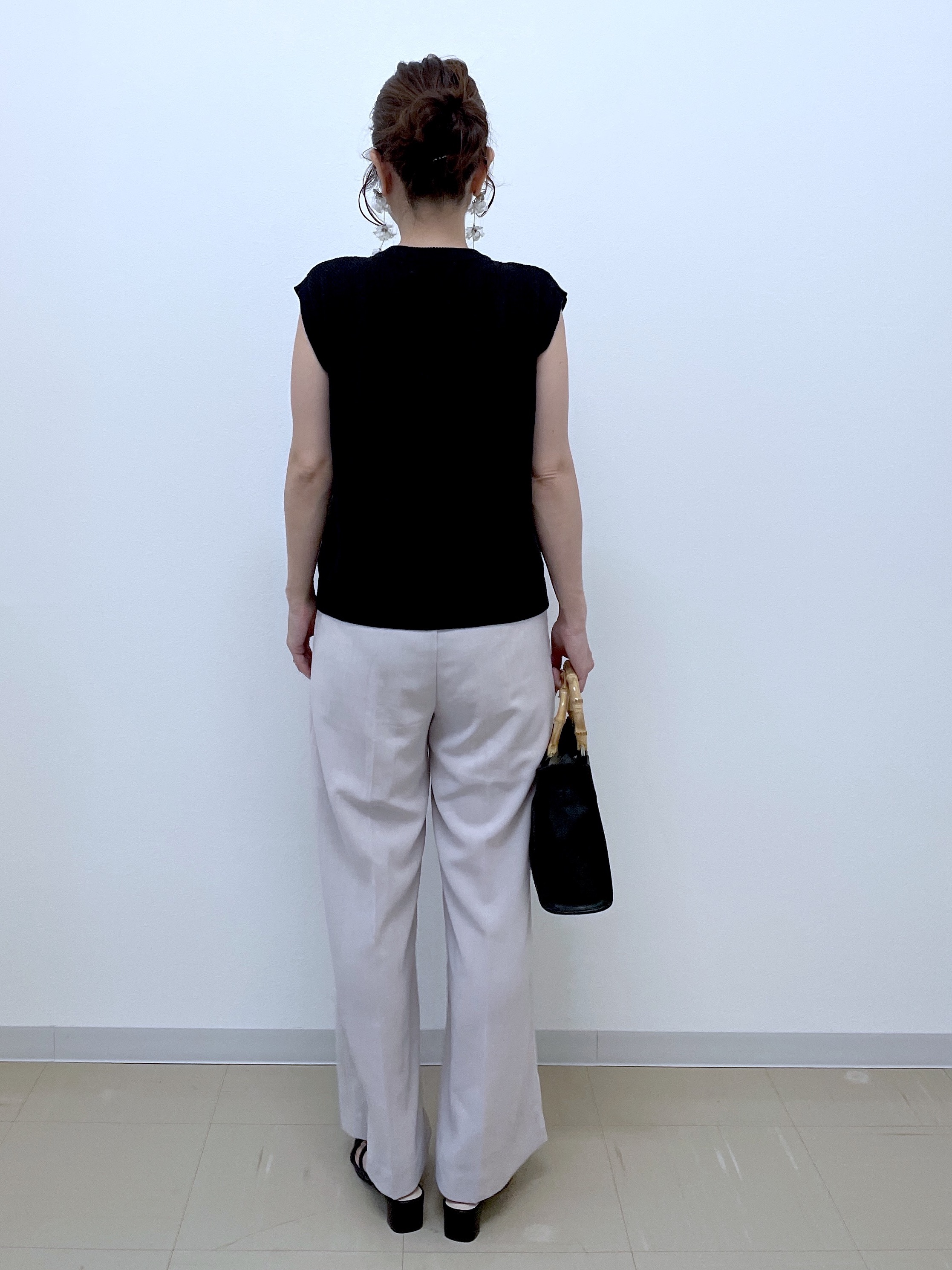 Akiさんの「OPAQUE.CLIP｜メッシュニットベスト【洗濯機OK】」を使ったコーディネート