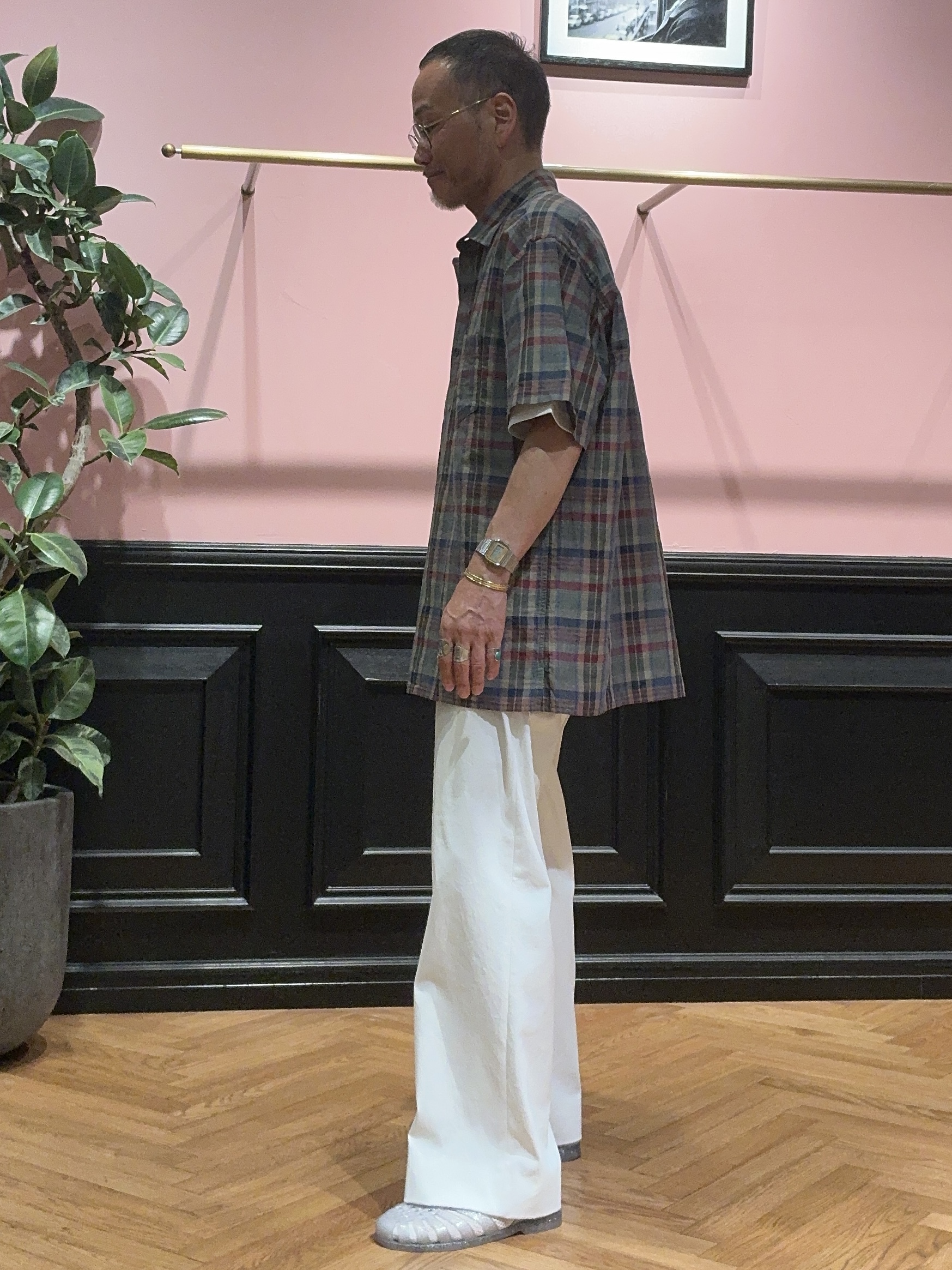 torigoeさんの「DRESSTERIOR｜DC WHITE（ディーシーホワイト） 「WHARF SMOCK／ワーフ スモッグ」」を使ったコーディネート