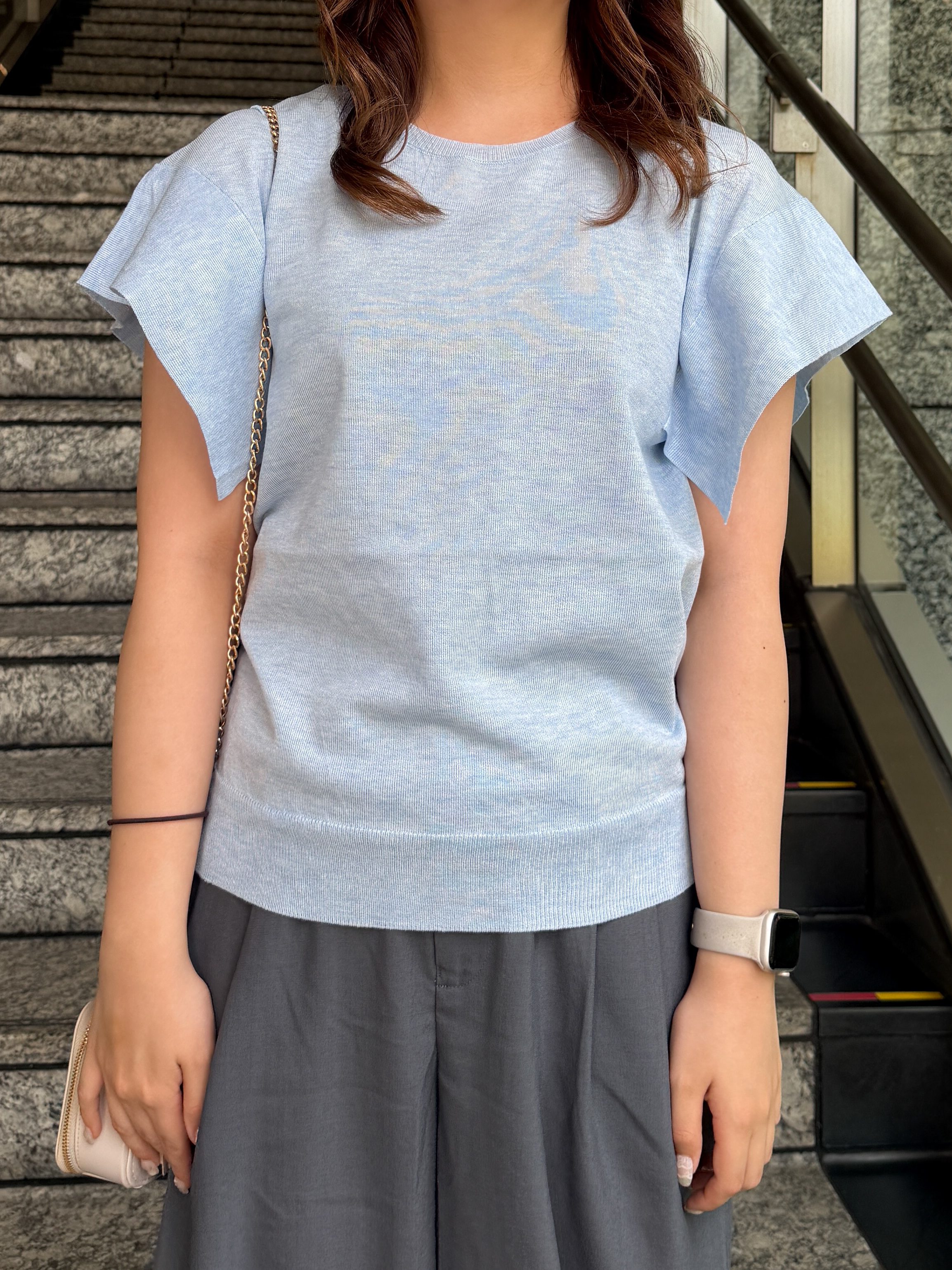 HANNAさんの「OPAQUE.CLIP｜『STORY Web7月掲載』ドライタッチラメニット《UV／洗える／6col》」を使ったコーディネート
