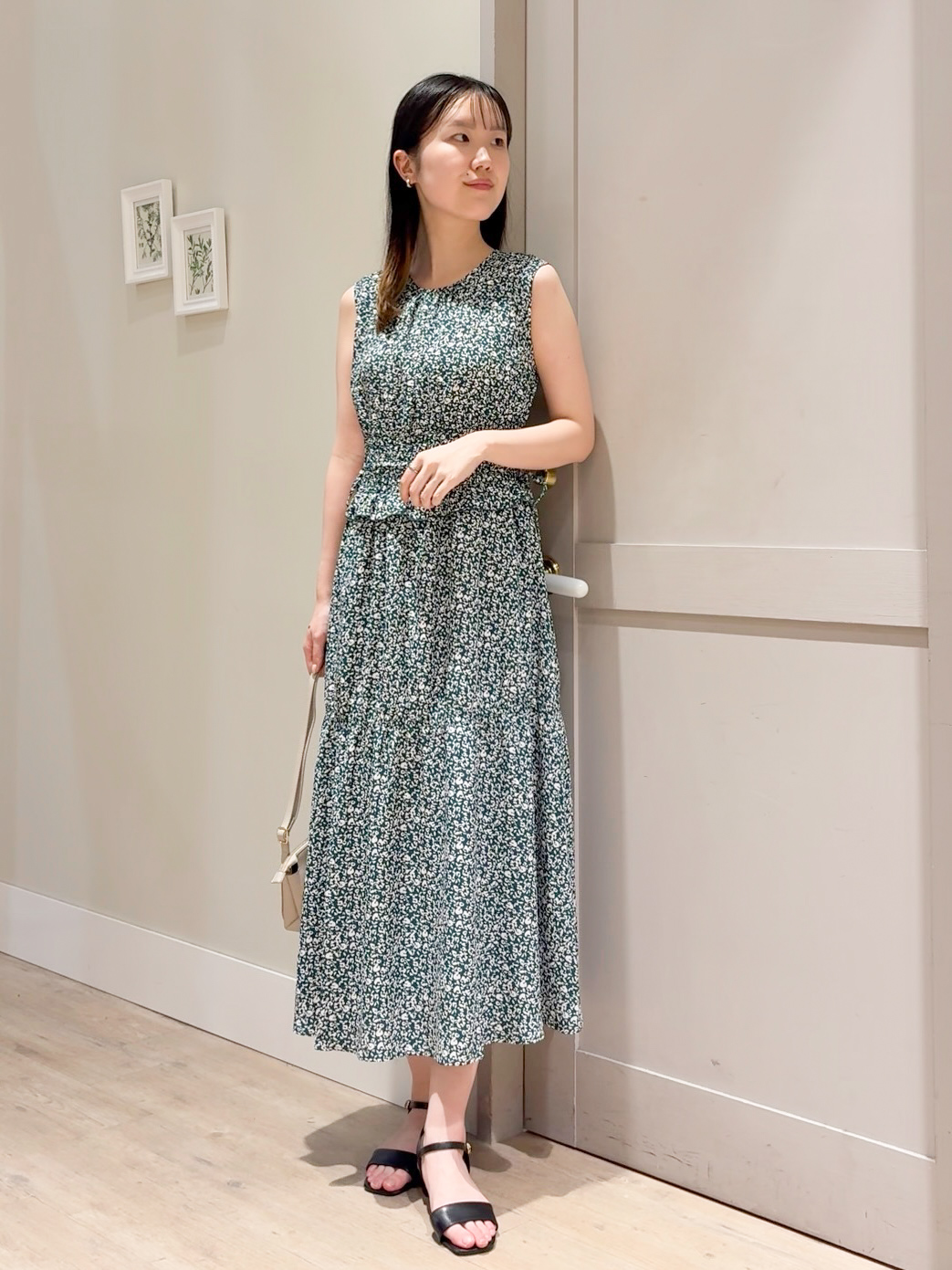Mayuさんの「grove｜高評価！【UVカット】ベーシックショートカーディガン」を使ったコーディネート