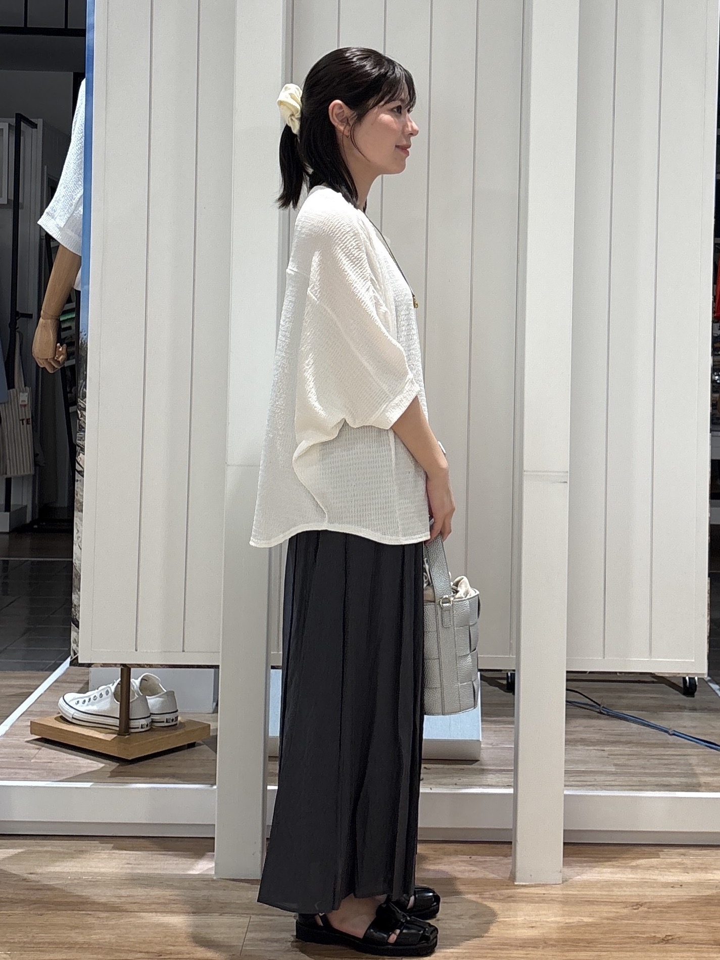 hinakoさんの「Dessin｜シュリンクジャージ カットソー」を使ったコーディネート
