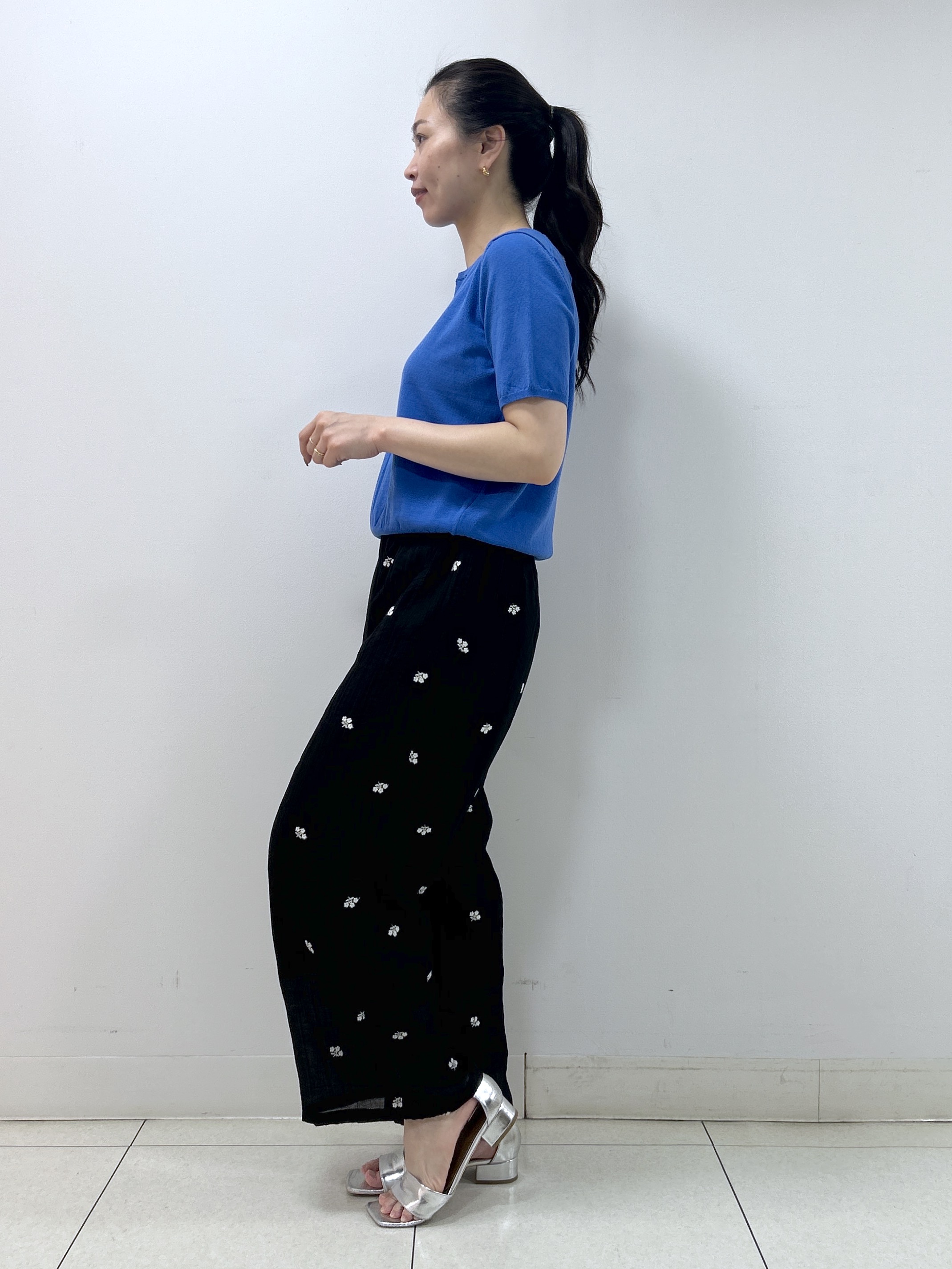Kaiさんの「Dessin｜【9色展開/接触冷感/UVカット】ドライタッチサマーニットT」を使ったコーディネート