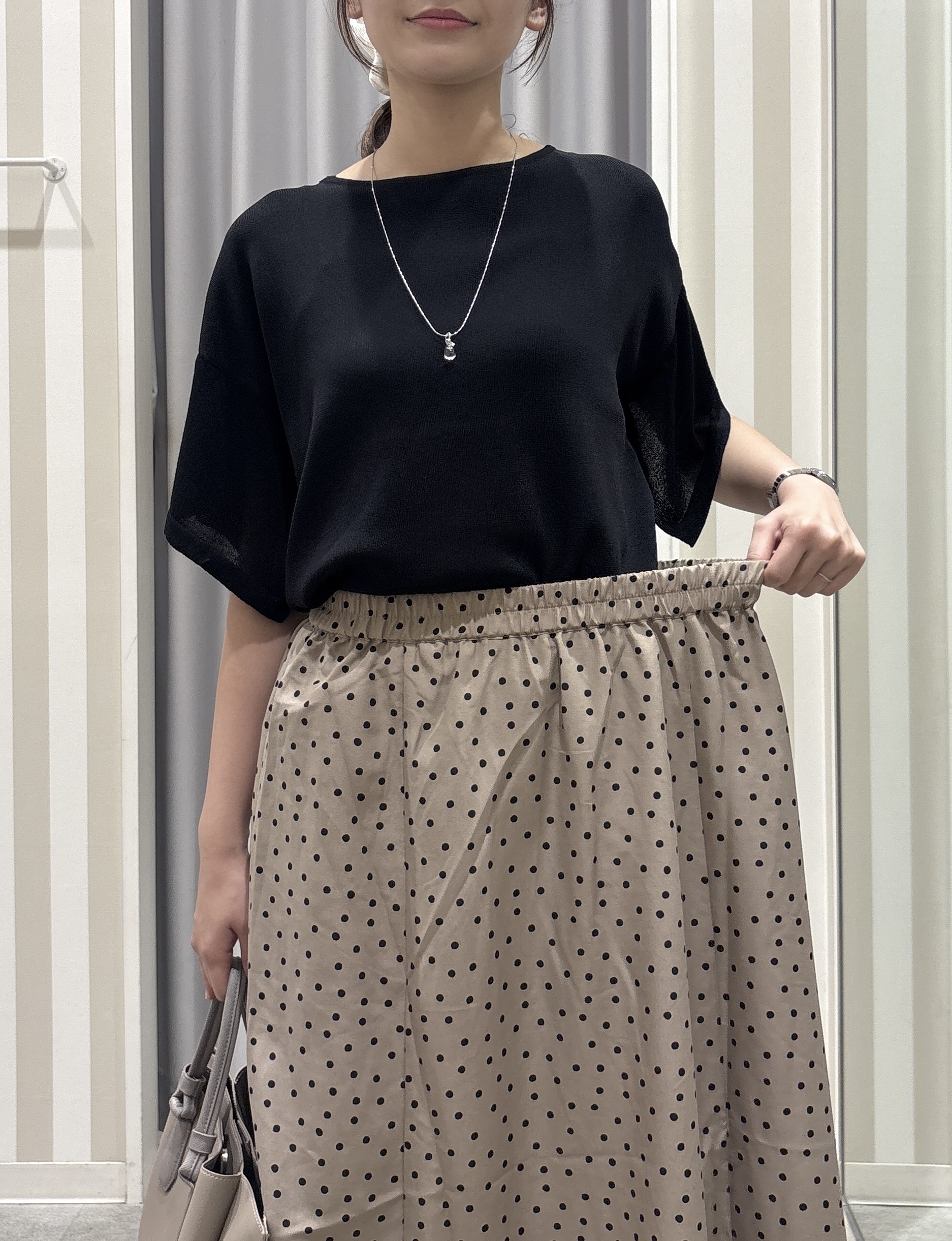 Rikaさんの「SHOO･LA･RUE｜【S-LL/洗濯機可】インせず着られる ひらり袖ニット」を使ったコーディネート