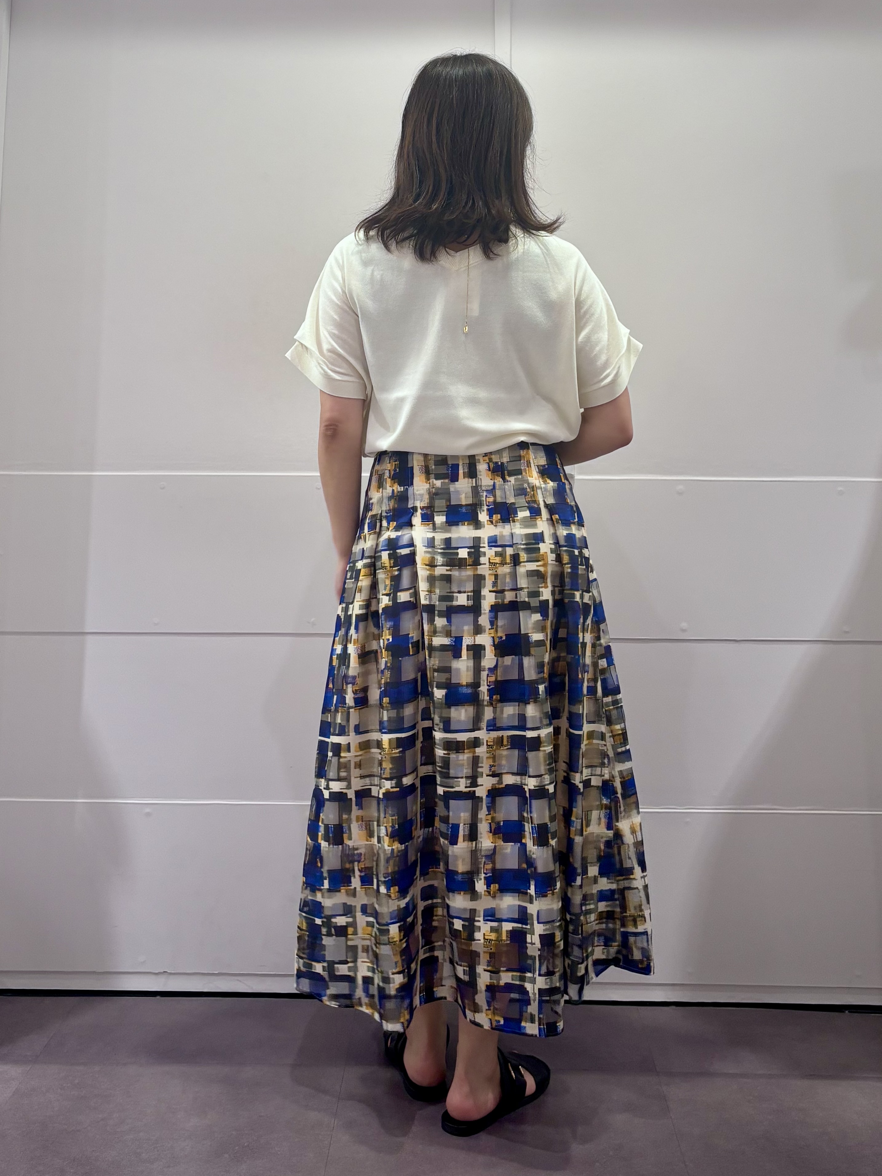 TOKOさんの「UNTITLED｜【肌に張りつきにくい/前後2WAY】ドライタッチコットンプルオーバー」を使ったコーディネート