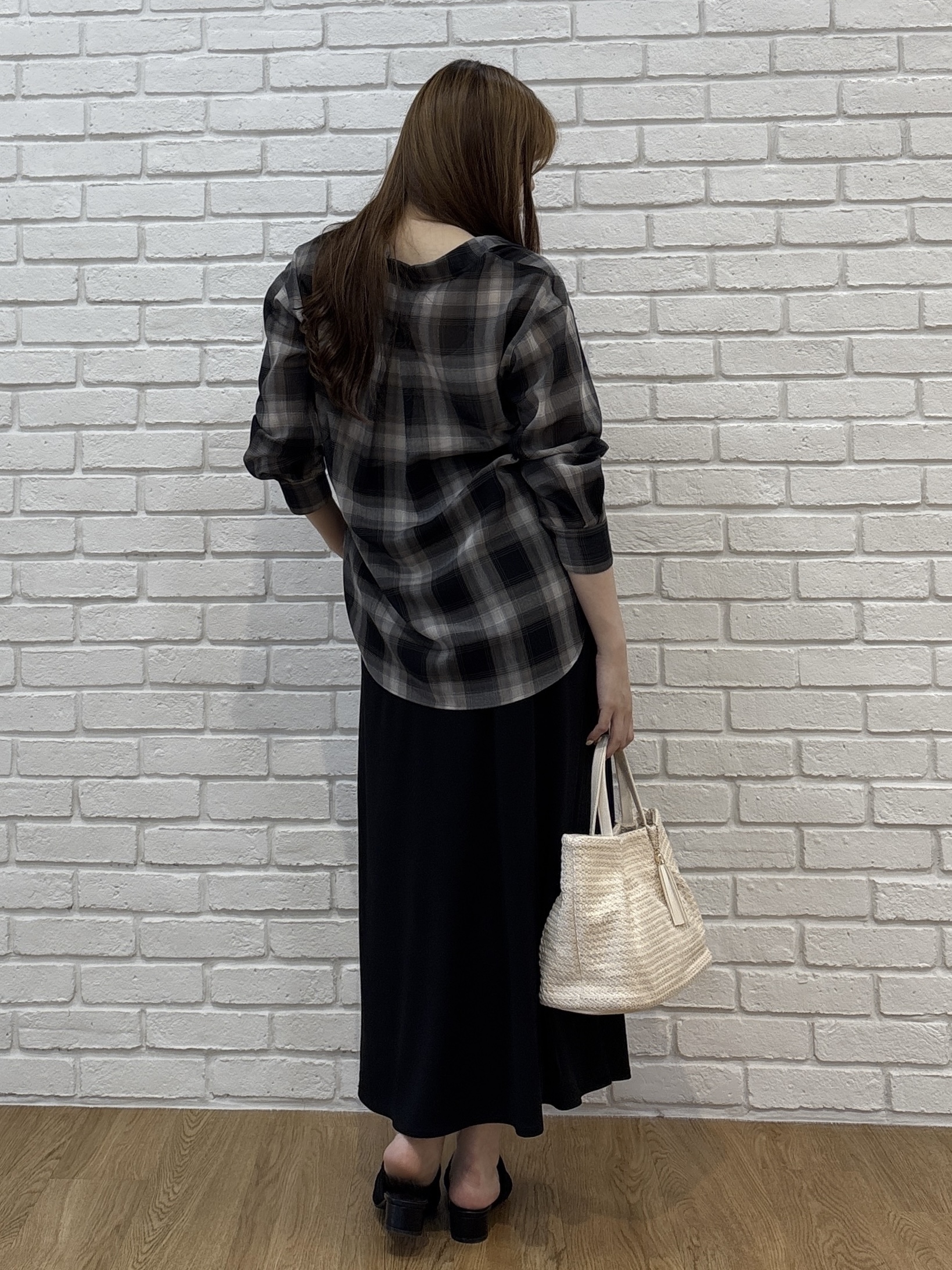 sayaさんの「grove｜シアーオンブレチェックシャツ」を使ったコーディネート
