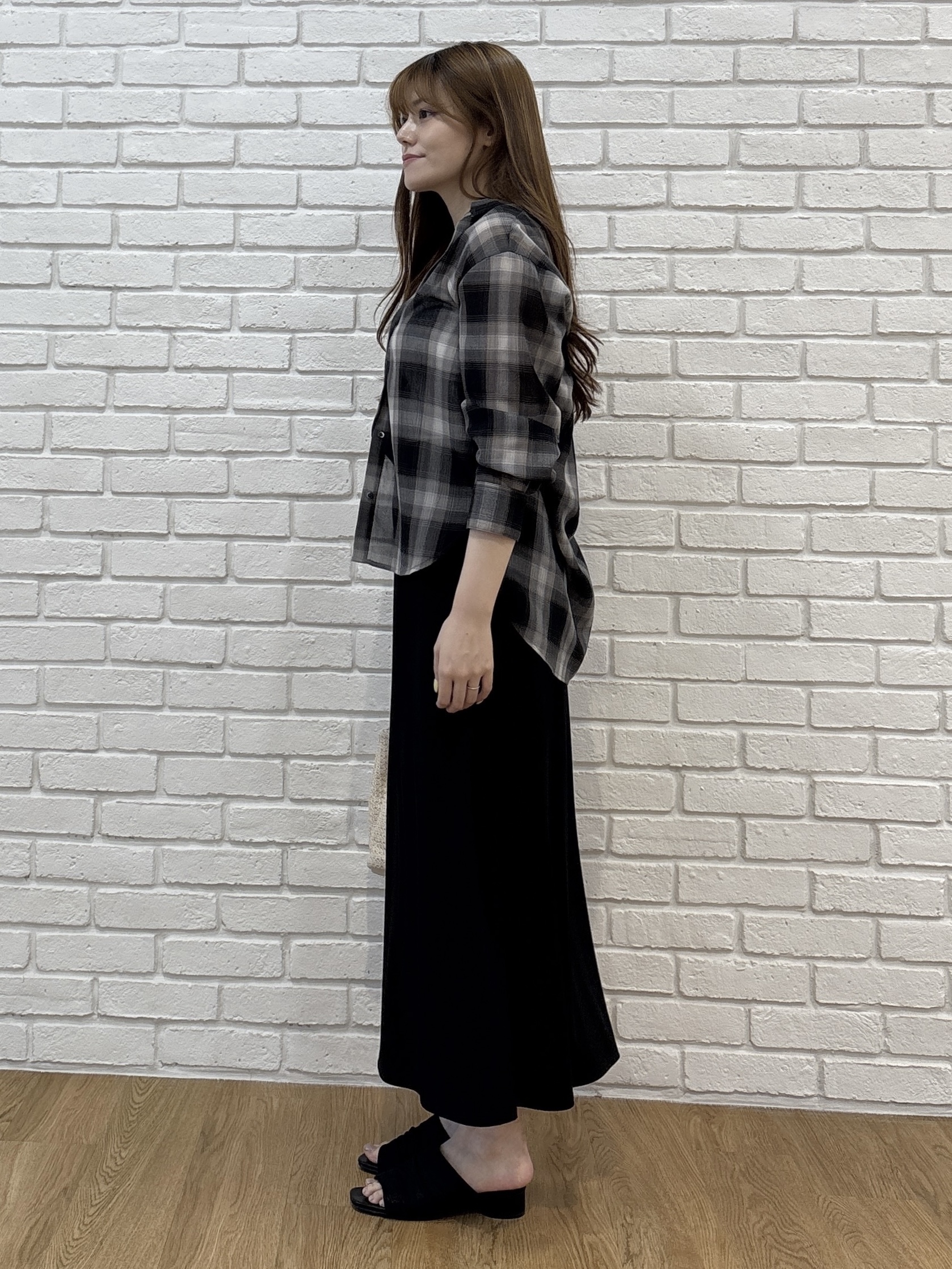 sayaさんの「grove｜シアーオンブレチェックシャツ」を使ったコーディネート