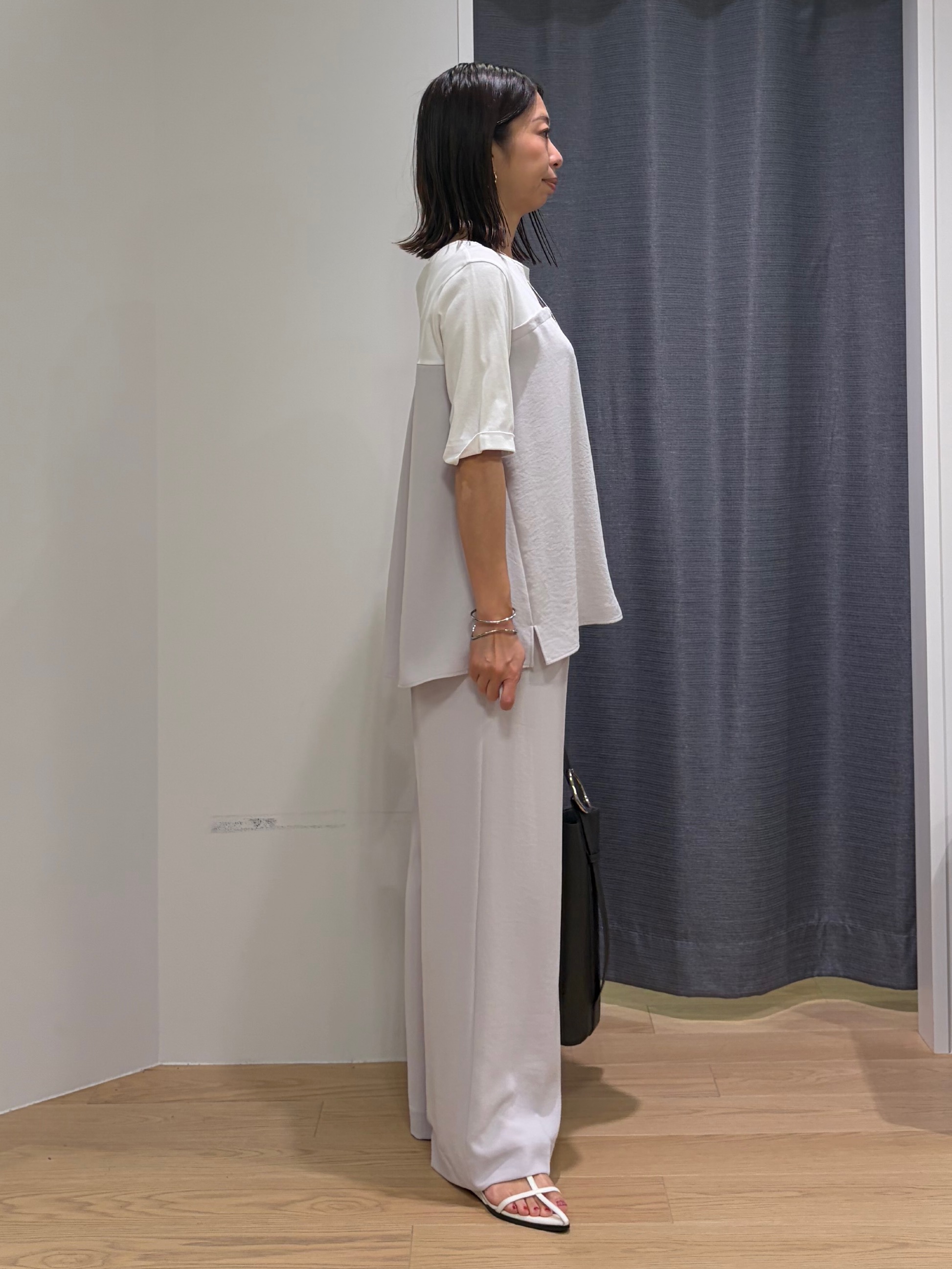 Mikoさんの「INDIVI｜【着る日傘／SETUP可能】ビスチェレイヤード風トップス」を使ったコーディネート