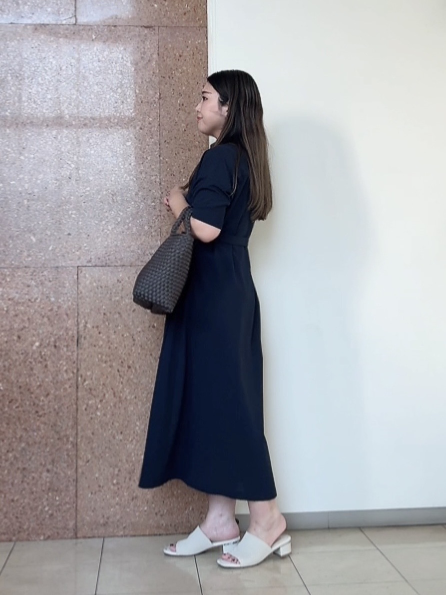 なかじさんの「UNTITLED｜【初秋も活躍/UVカット/接触冷感】エアリークールワンピース」を使ったコーディネート
