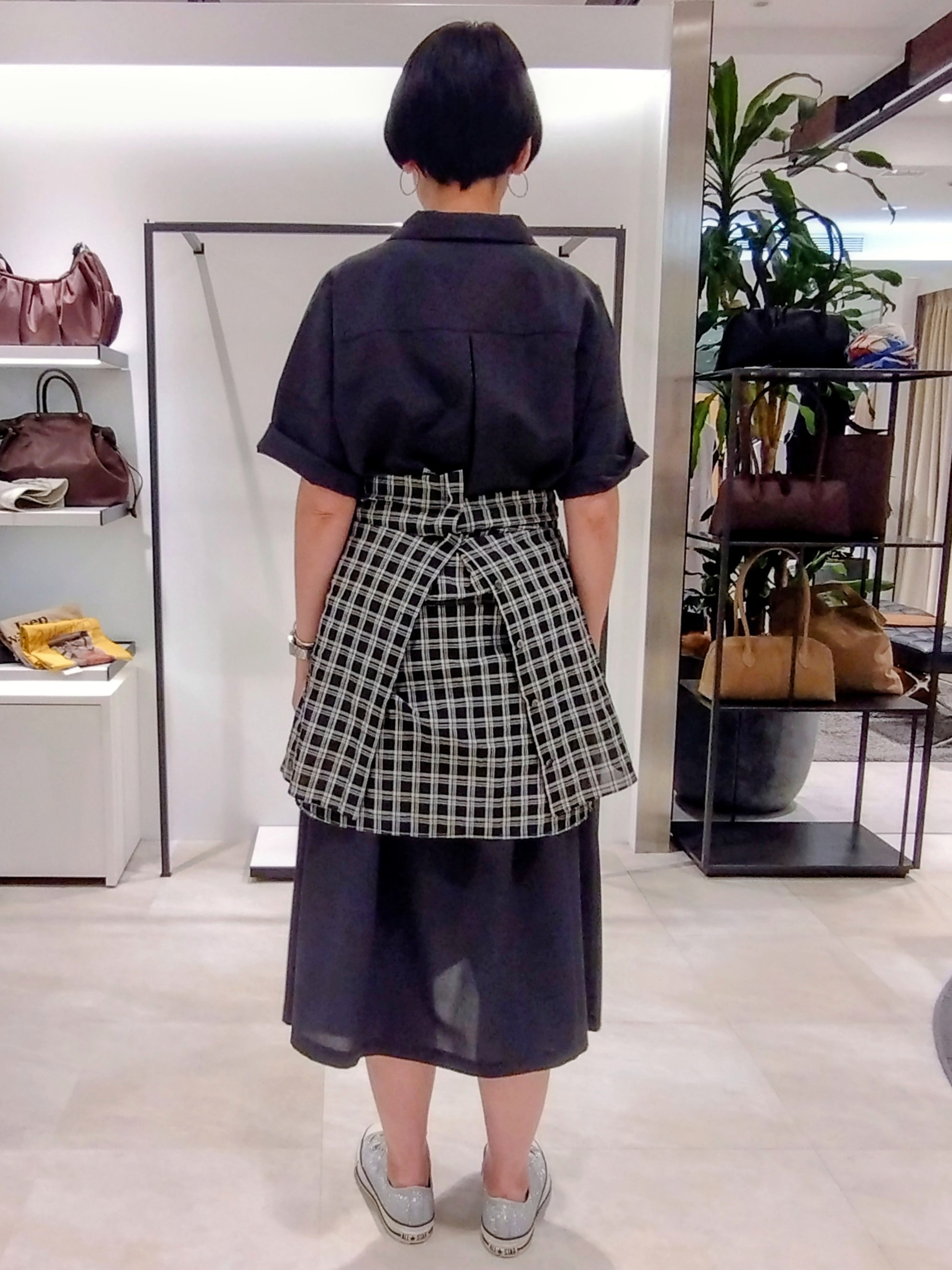 まちこさんの「UNTITLED｜【初秋も活躍/UVカット/接触冷感】エアリークールワンピース」を使ったコーディネート