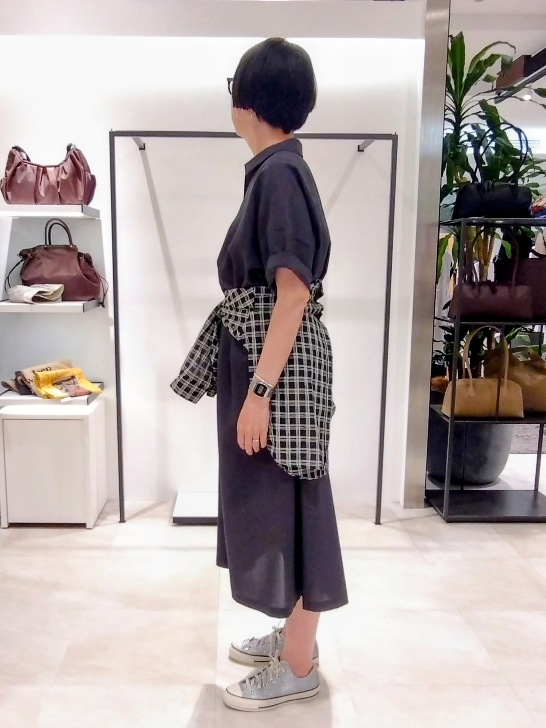まちこさんの「UNTITLED｜【初秋も活躍/UVカット/接触冷感】エアリークールワンピース」を使ったコーディネート