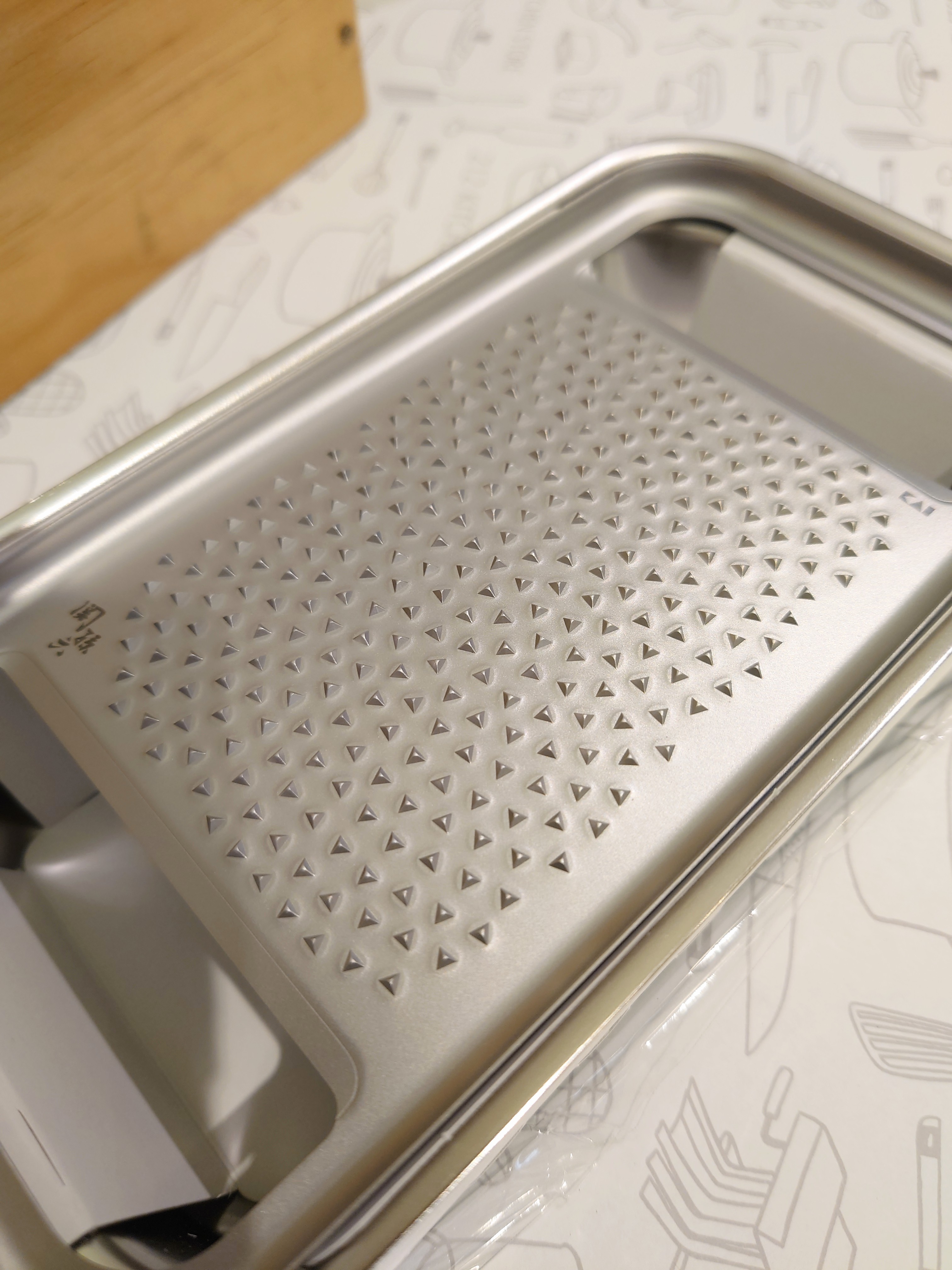 PANタナカさんの「212 KITCHEN STORE｜オールステンレス千切り＆スライサー 極刃 ＜関孫六 ＞」を使ったコーディネート