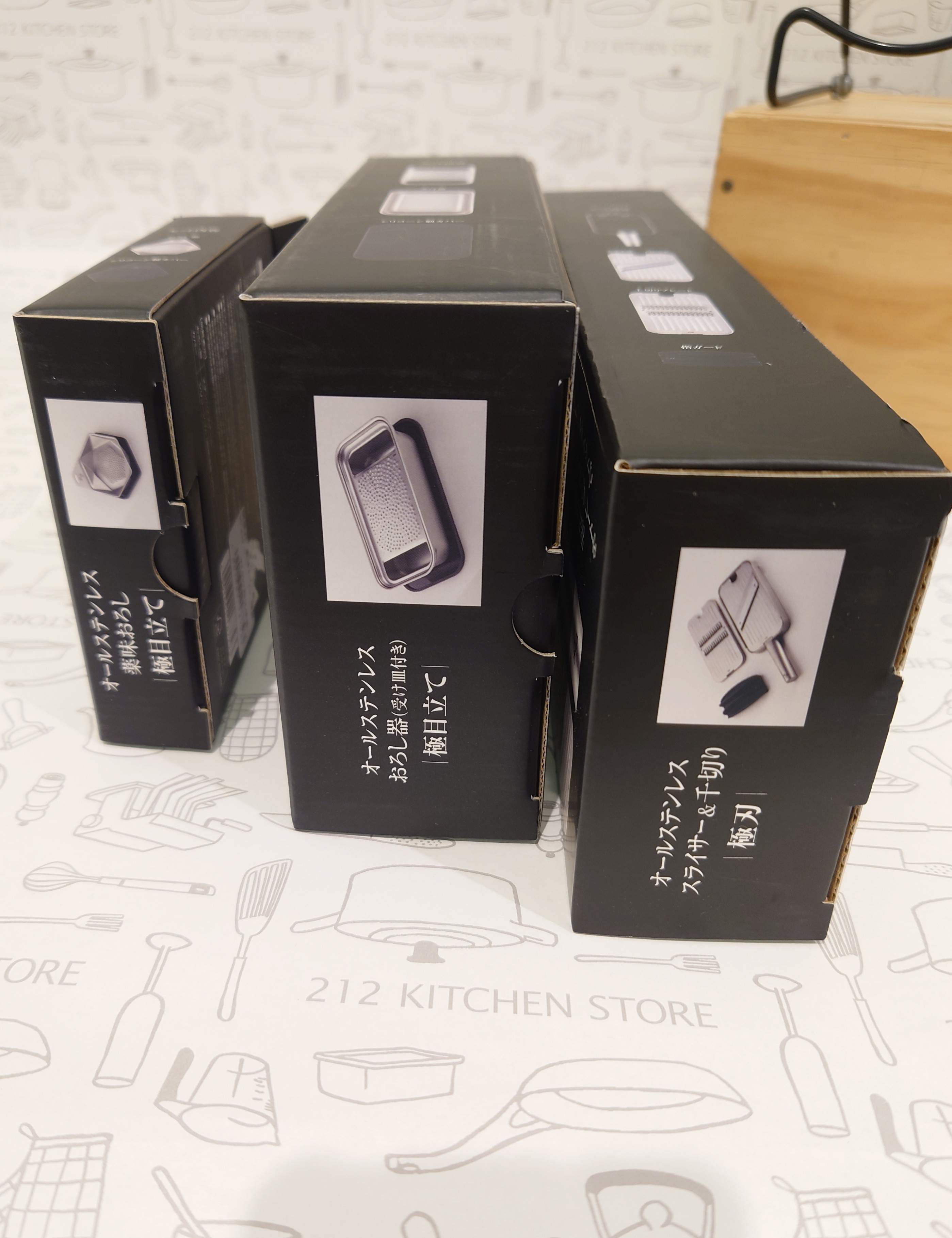 PANタナカさんの「212 KITCHEN STORE｜オールステンレス千切り＆スライサー 極刃 ＜関孫六 ＞」を使ったコーディネート