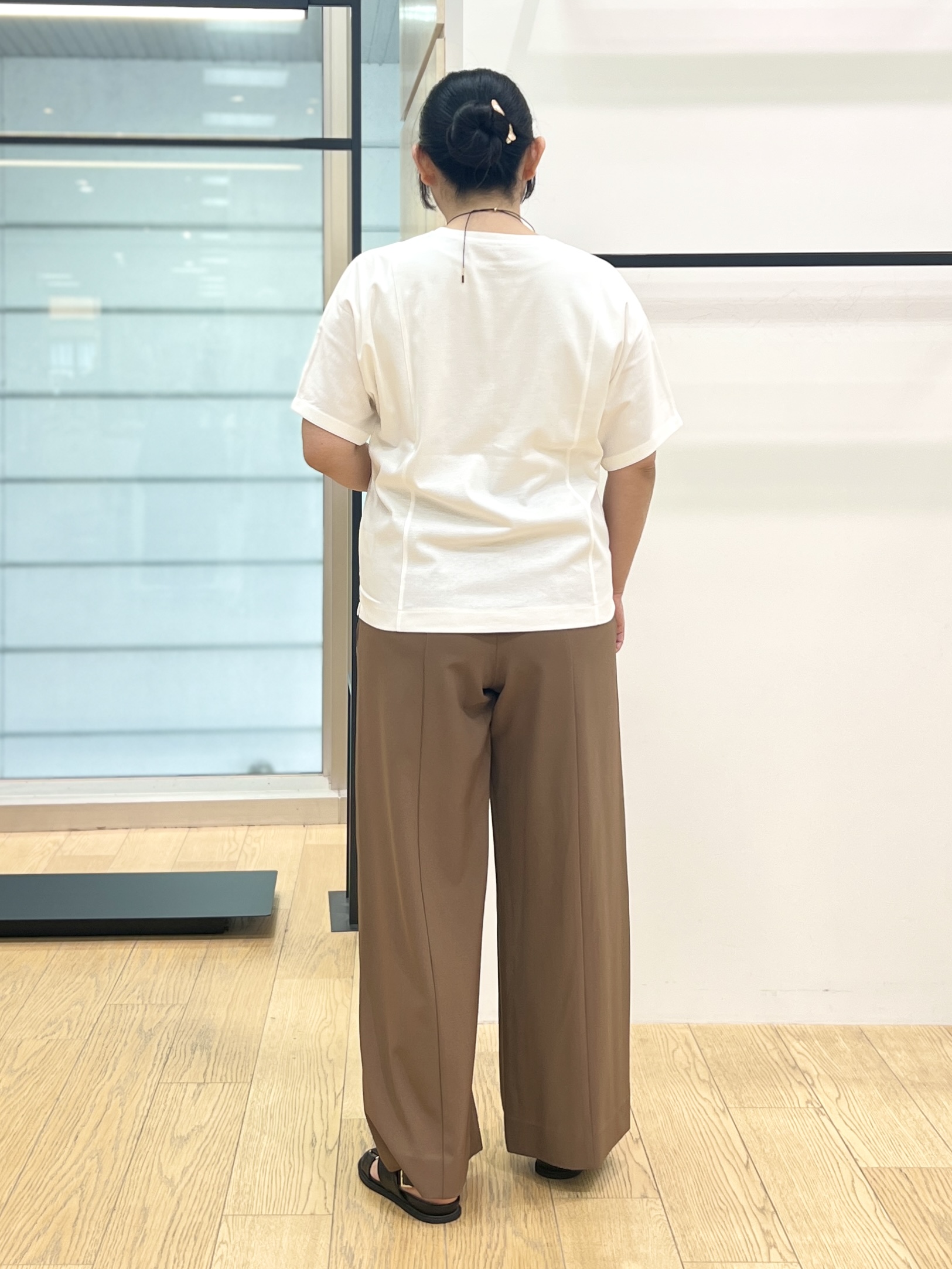 shimaさんの「INDIVI｜【秋羽織り/着る日傘】ドルマンフォルムブルゾン」を使ったコーディネート