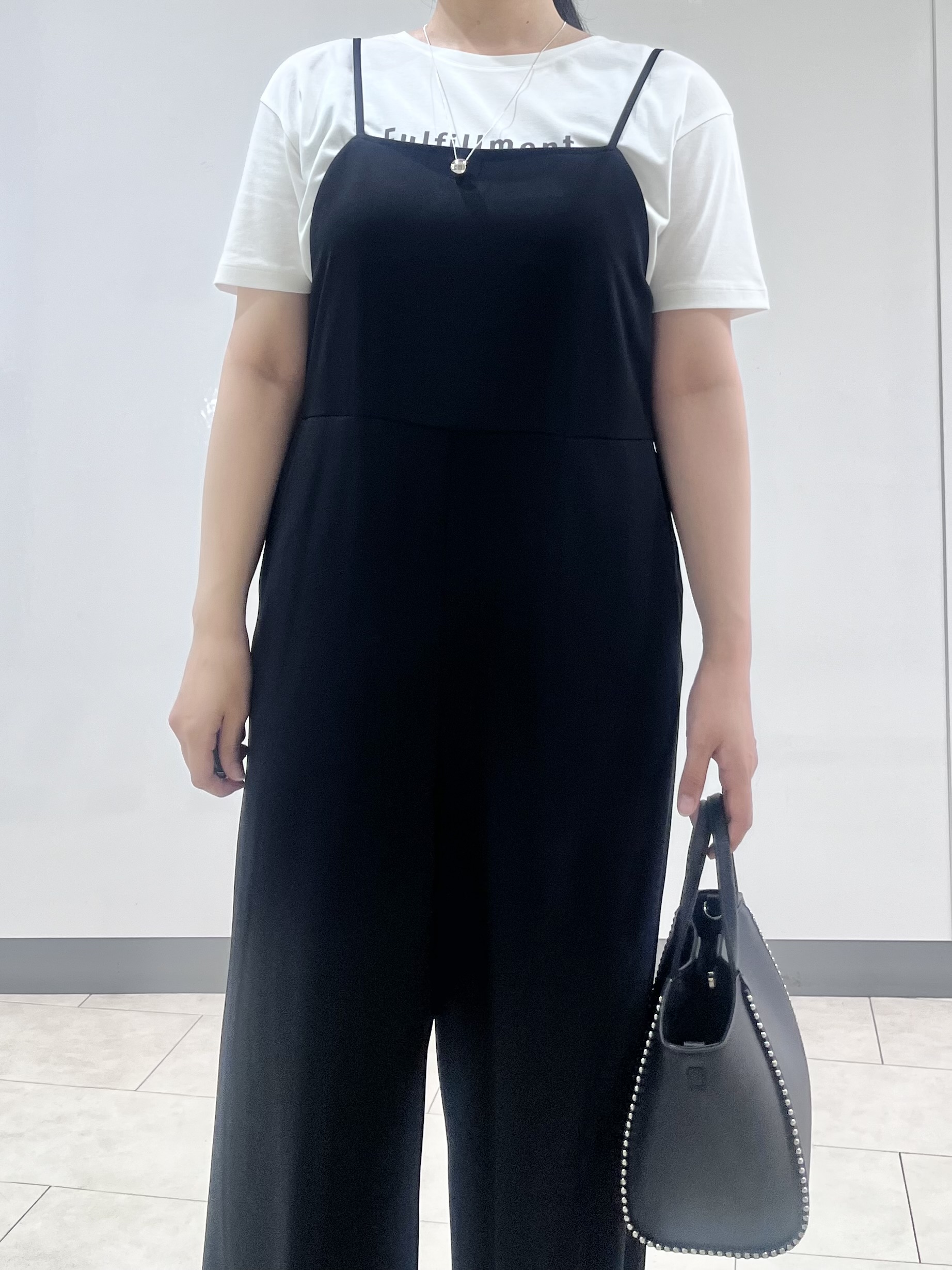 hasuさんの「INDIVI｜【UVケア／選べるグラフィック】スムースジャージTシャツ」を使ったコーディネート