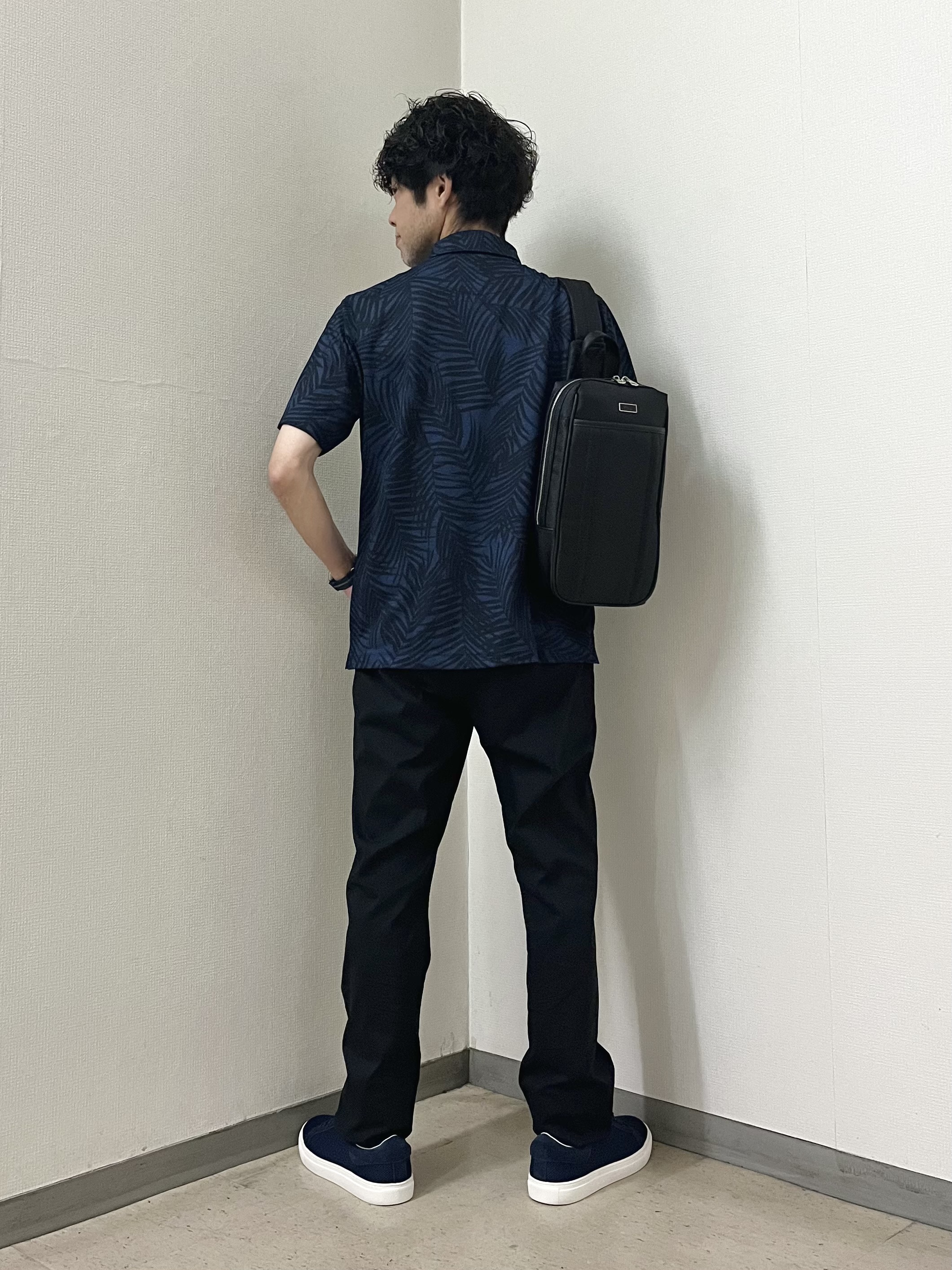 URAさんの「TAKEO KIKUCHI｜リーフ柄ポロシャツ」を使ったコーディネート