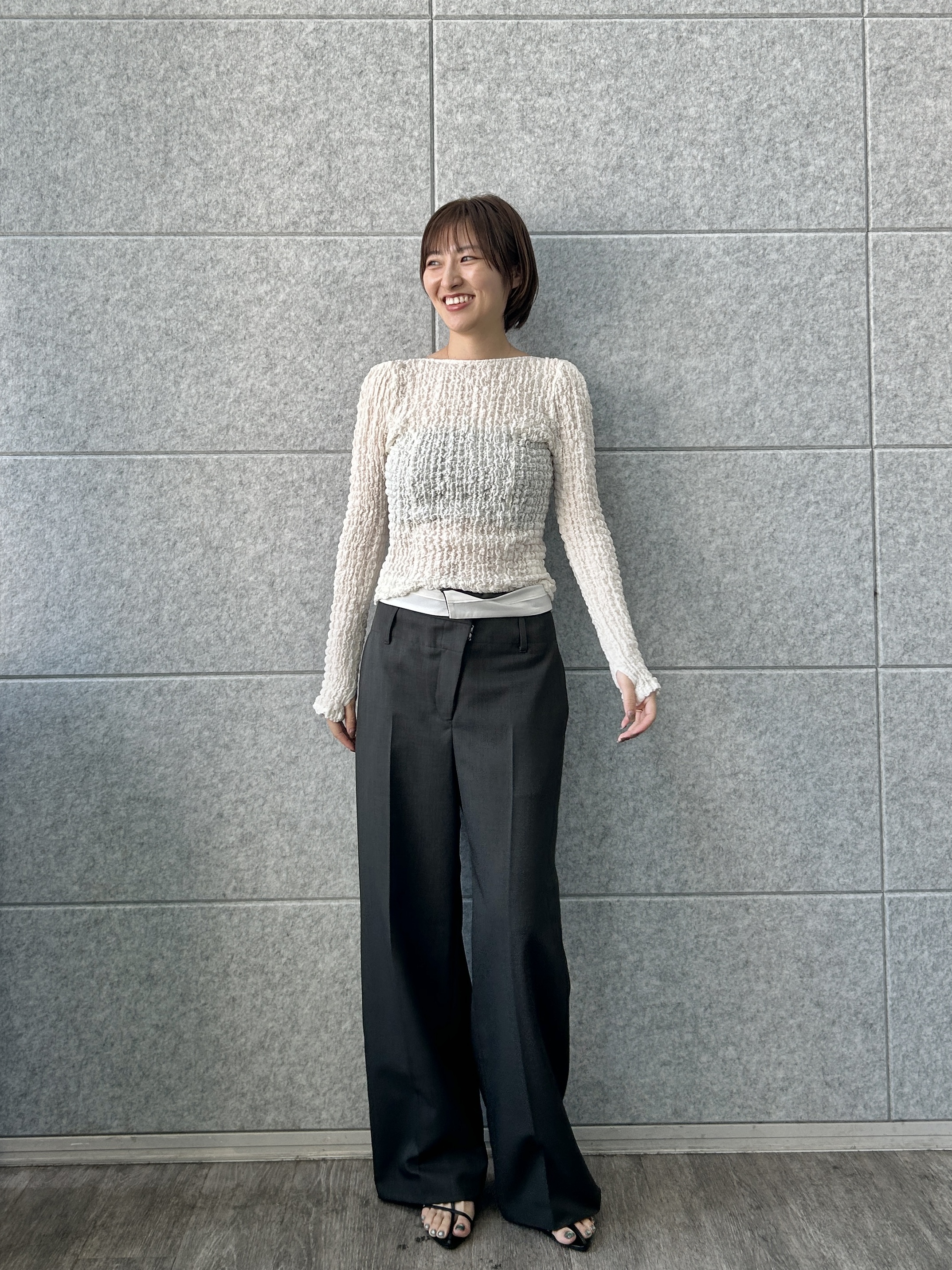 harunaさんの「CODE A｜crinkle ribbon 2way top」を使ったコーディネート