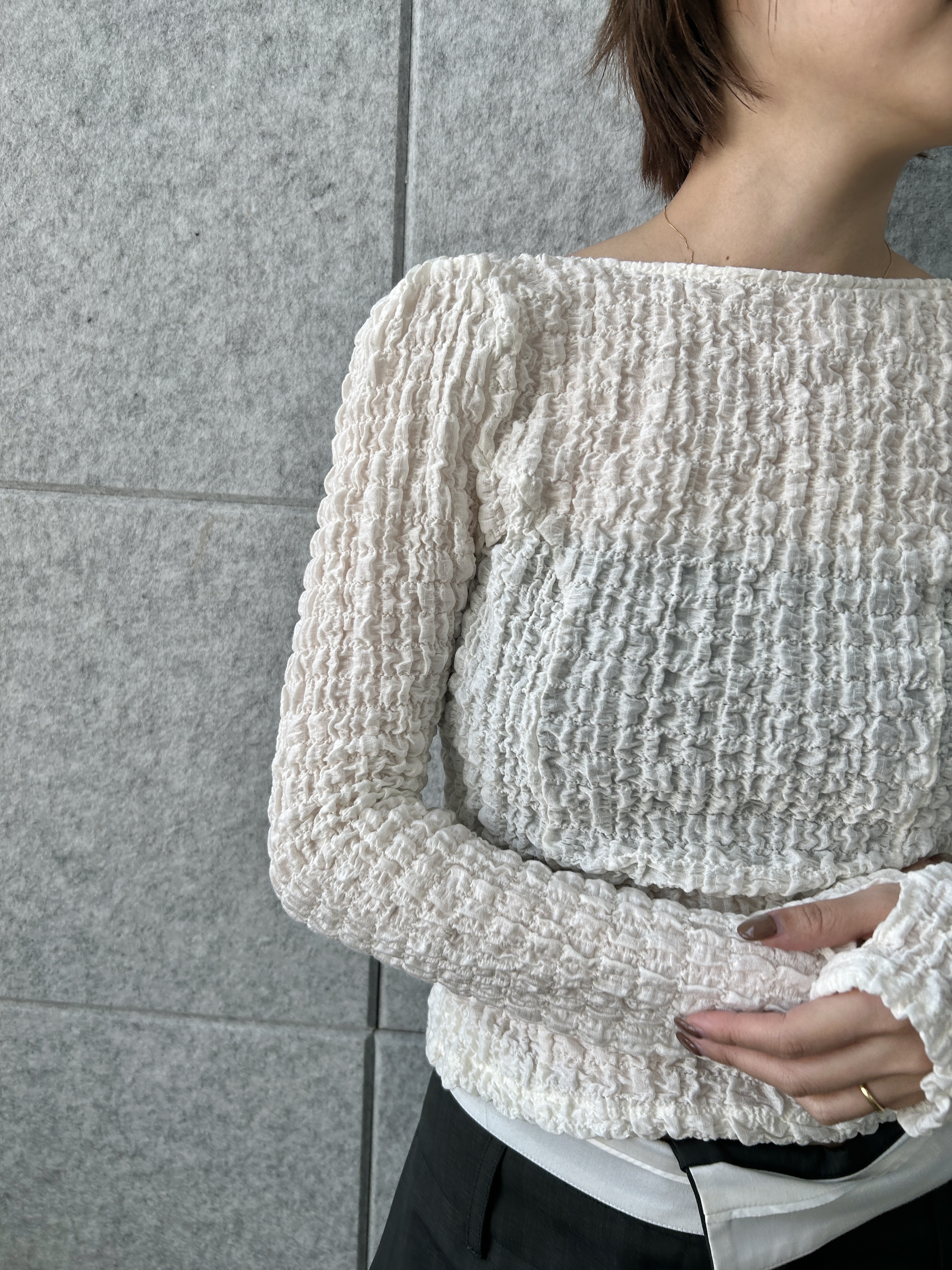 harunaさんの「CODE A｜crinkle ribbon 2way top」を使ったコーディネート