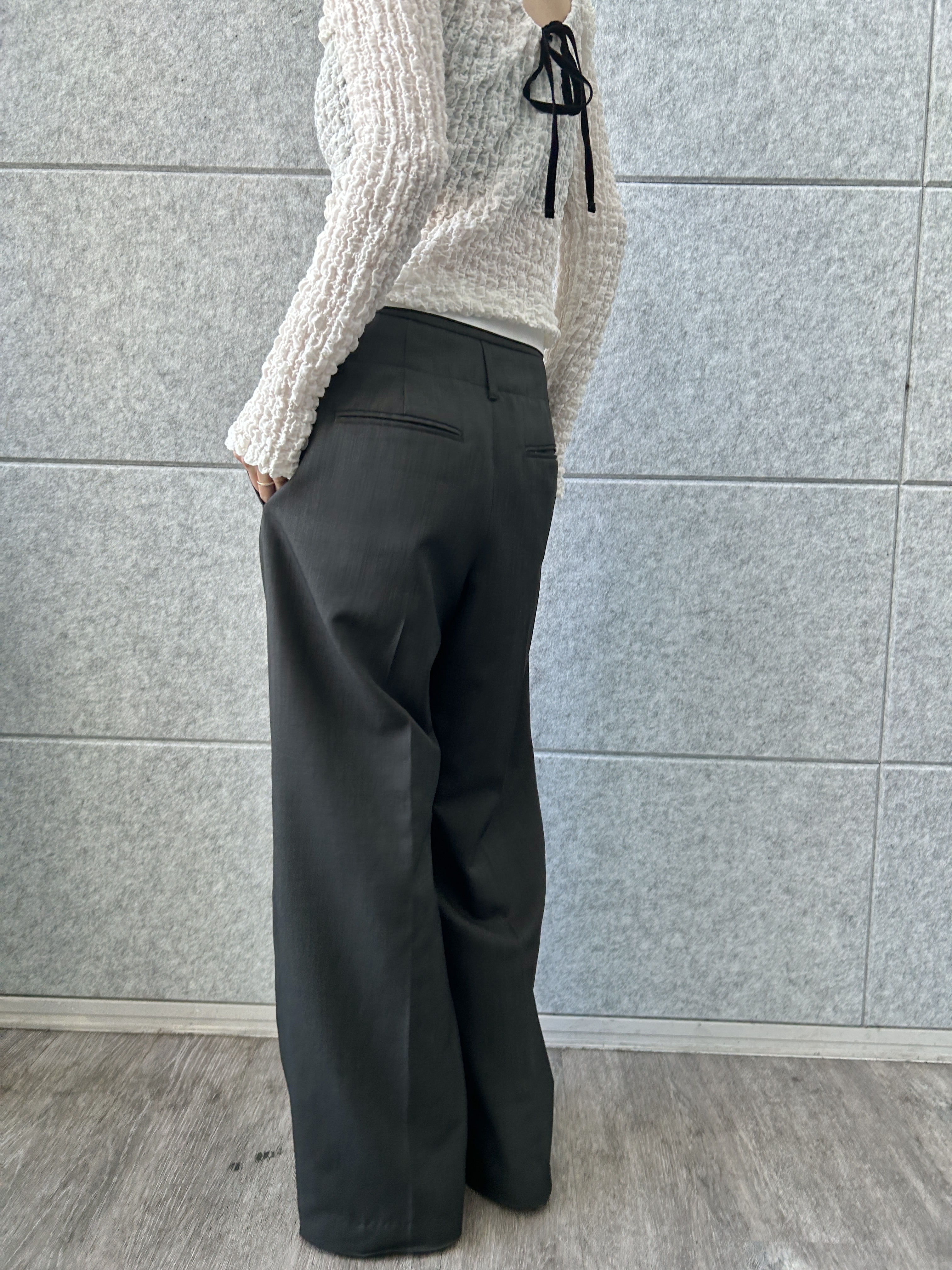 harunaさんの「CODE A｜crinkle ribbon 2way top」を使ったコーディネート