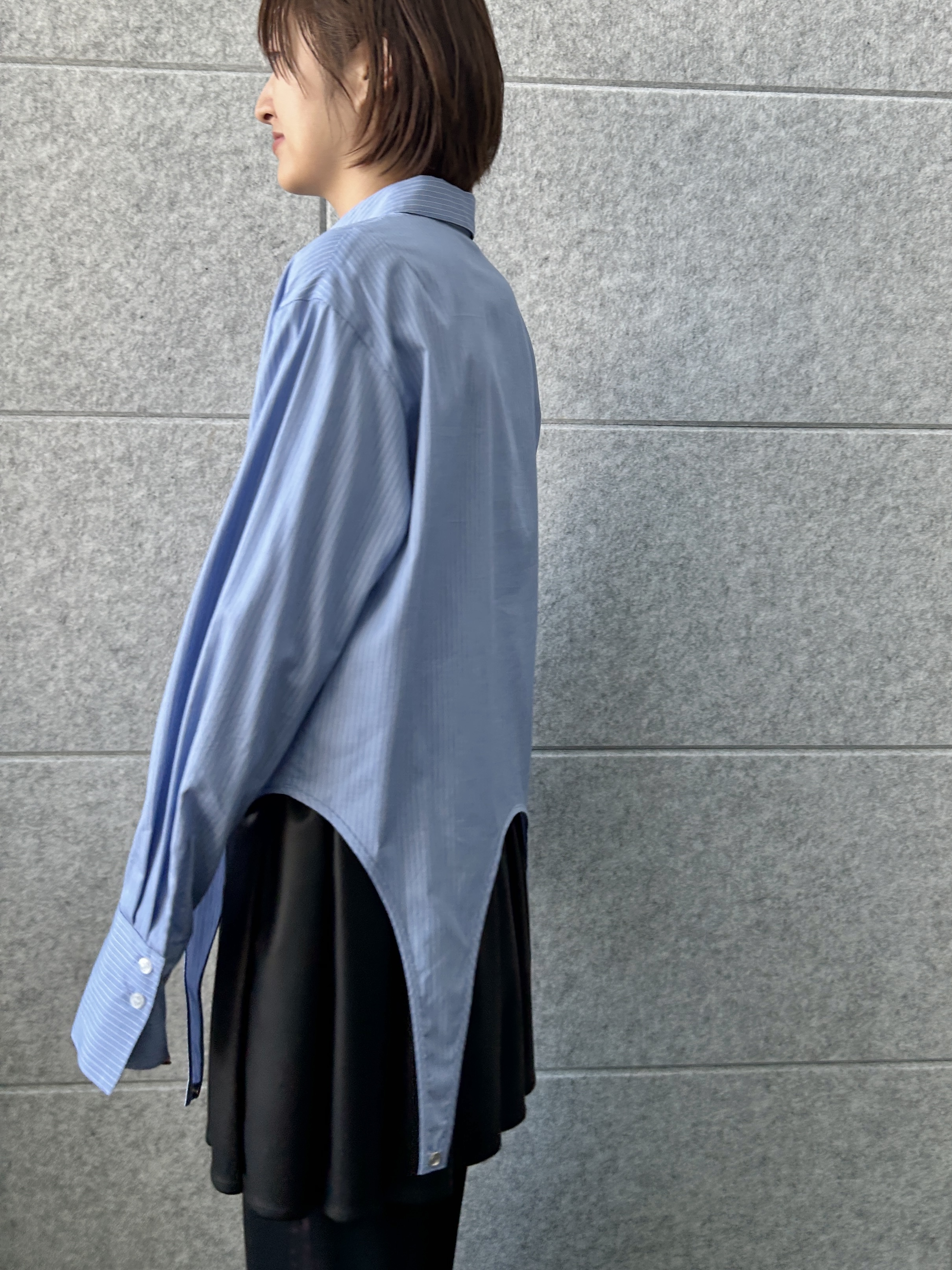 harunaさんの「CODE A｜flap detail stripe shirt」を使ったコーディネート