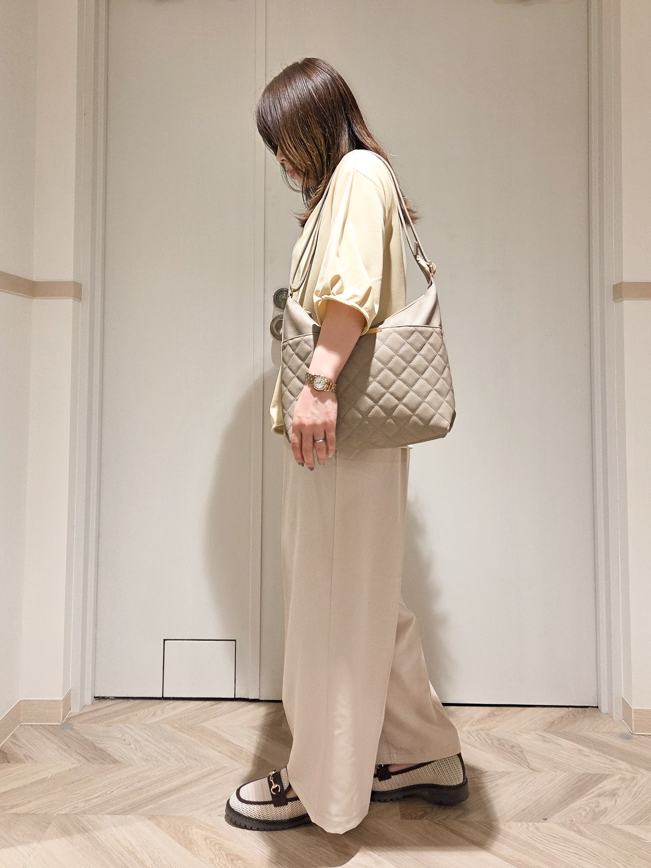 TSUCHIYAさんの「SHOO･LA･RUE｜【2点セット/洗濯機可/S-LL】インせず着られる ネックレス付き 5分袖Ｔシャツ」を使ったコーディネート