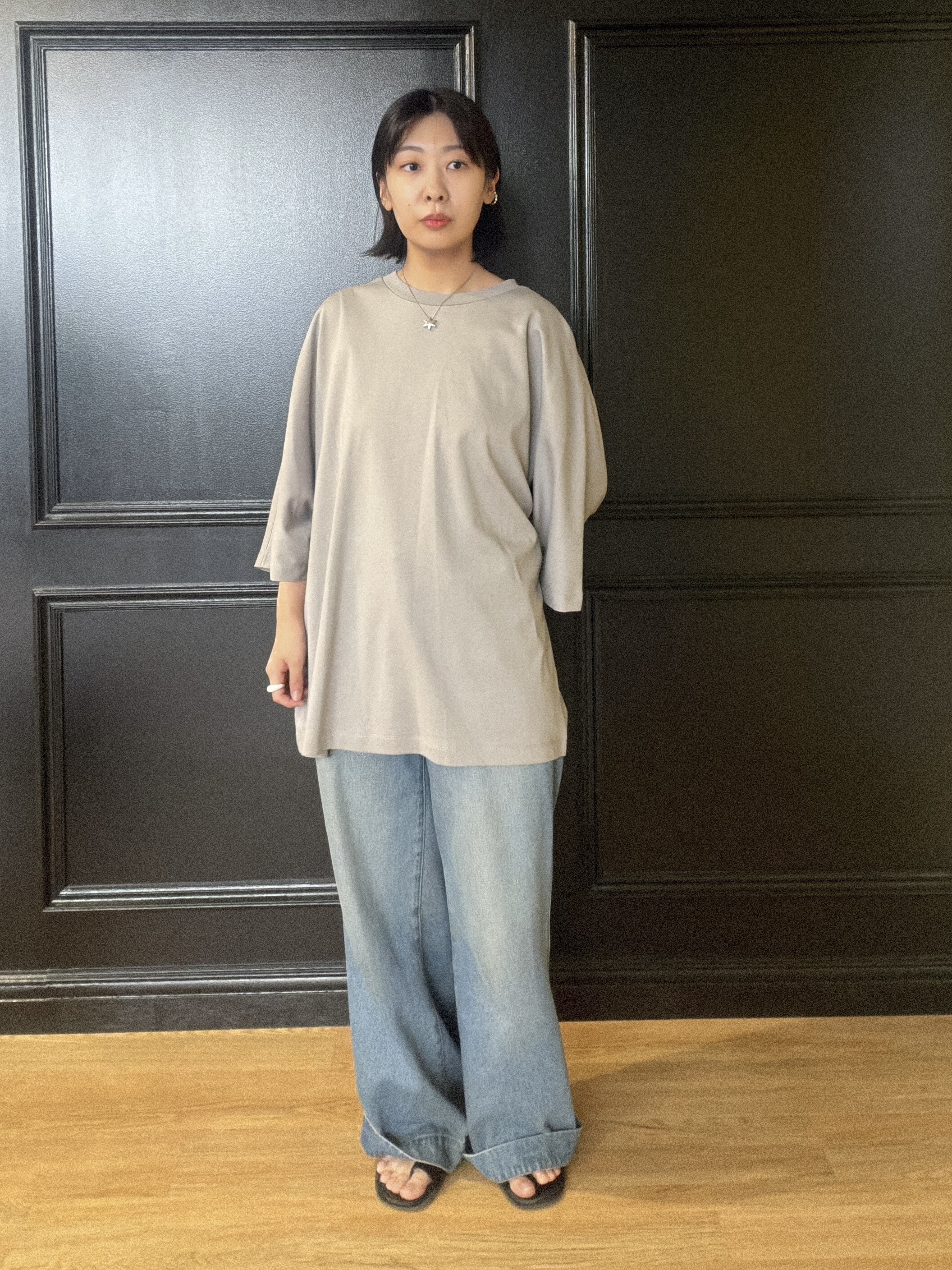 abeさんの「tk.TAKEO KIKUCHI｜【汗シミ防止／UVカット】sweat stain proof series ドルマンTシャツ」を使ったコーディネート
