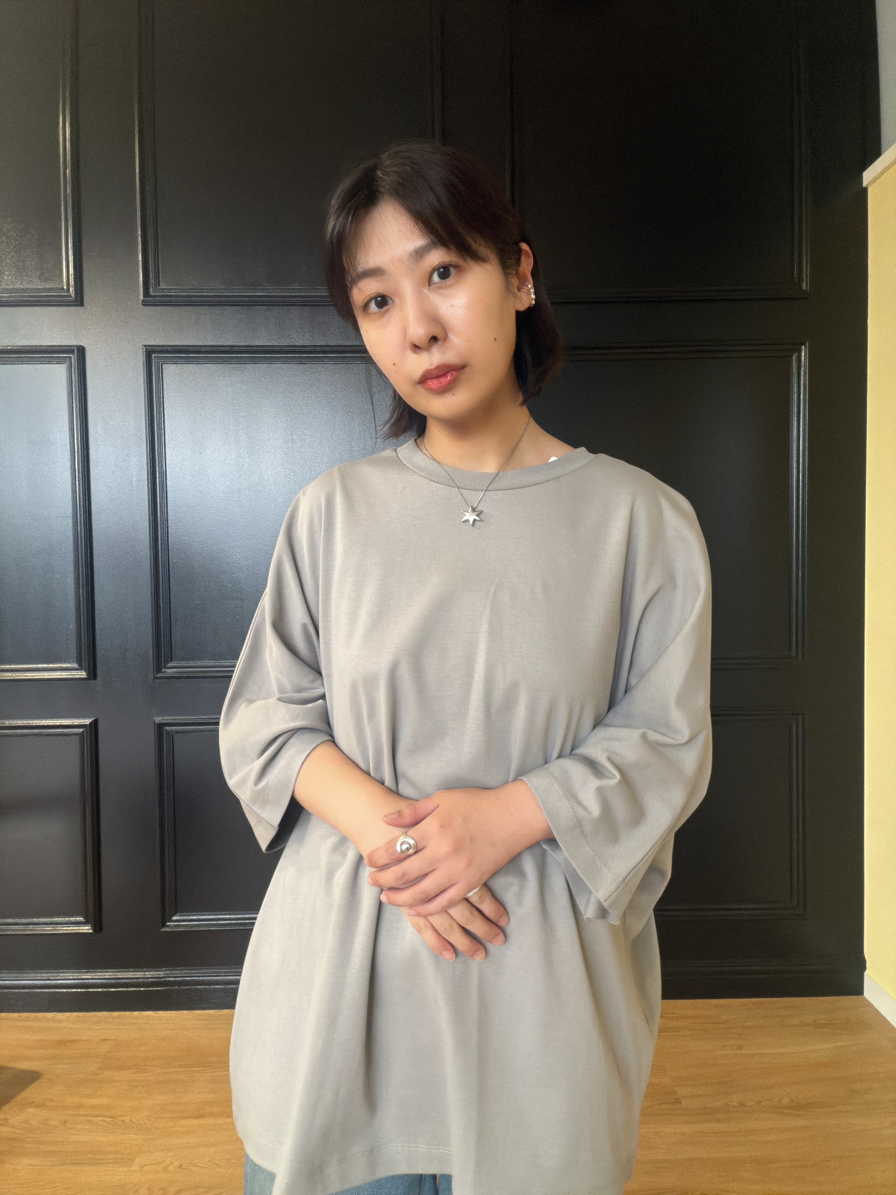 abeさんの「tk.TAKEO KIKUCHI｜【汗シミ防止／UVカット】sweat stain proof series ドルマンTシャツ」を使ったコーディネート