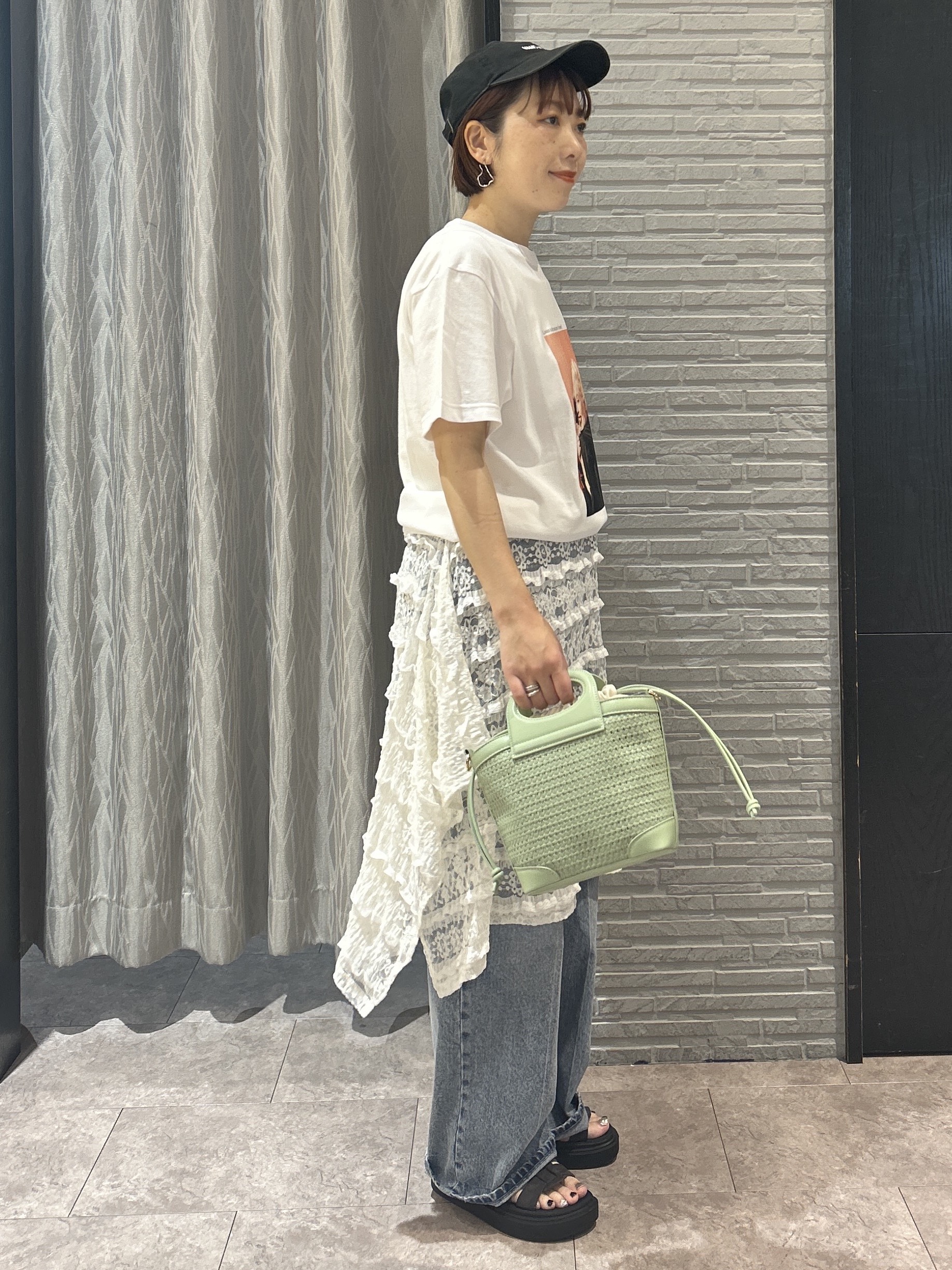 ga_riさんの「THE SHOP TK｜別注マリリン・モンロー / グラフィック半袖Tシャツ」を使ったコーディネート