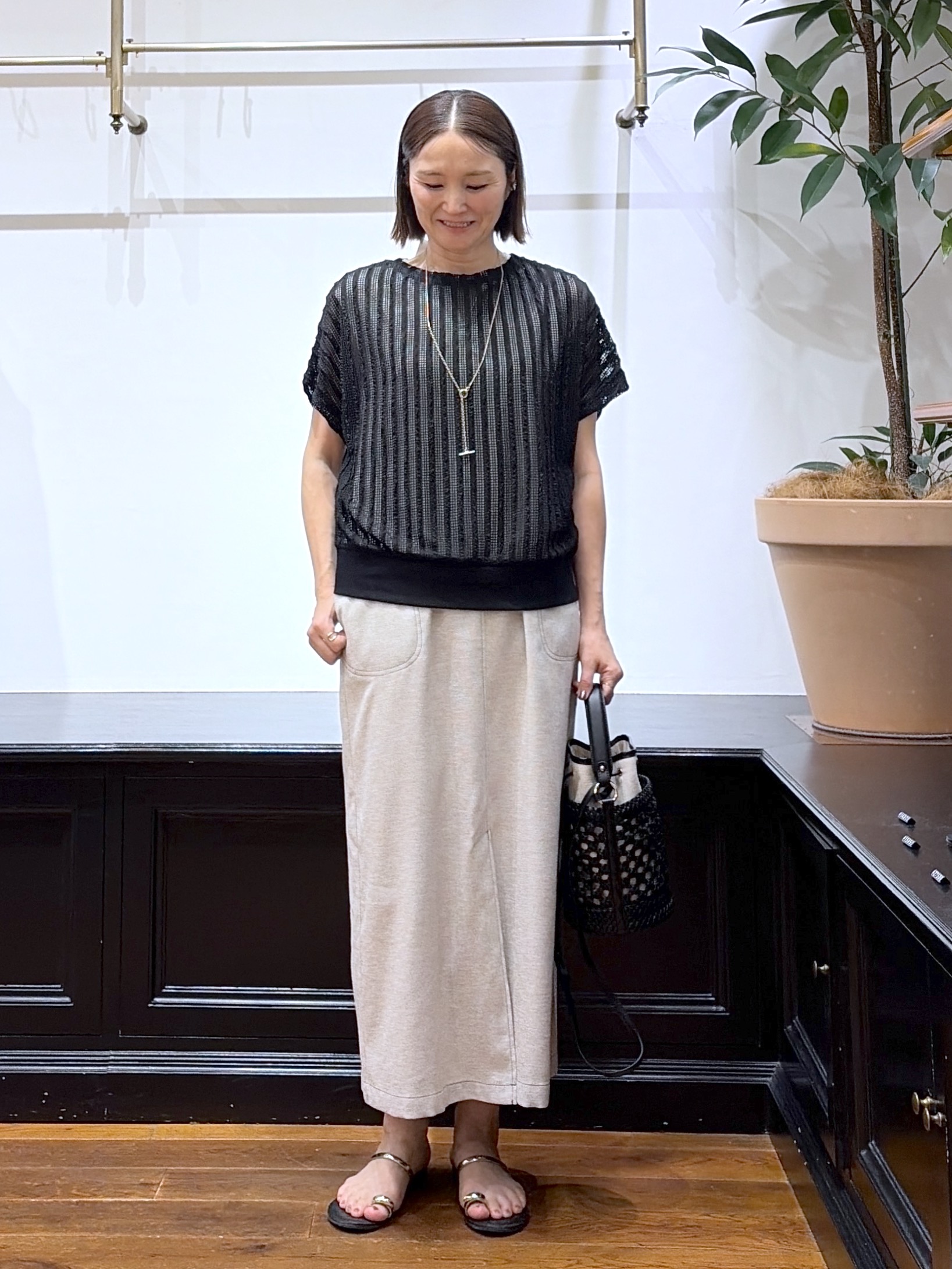 yoshikadoさんの「DRESSTERIOR｜【セットアップ可/UVカット/接触冷感/吸水速乾】ウォッシャブル Iラインワンピース」を使ったコーディネート
