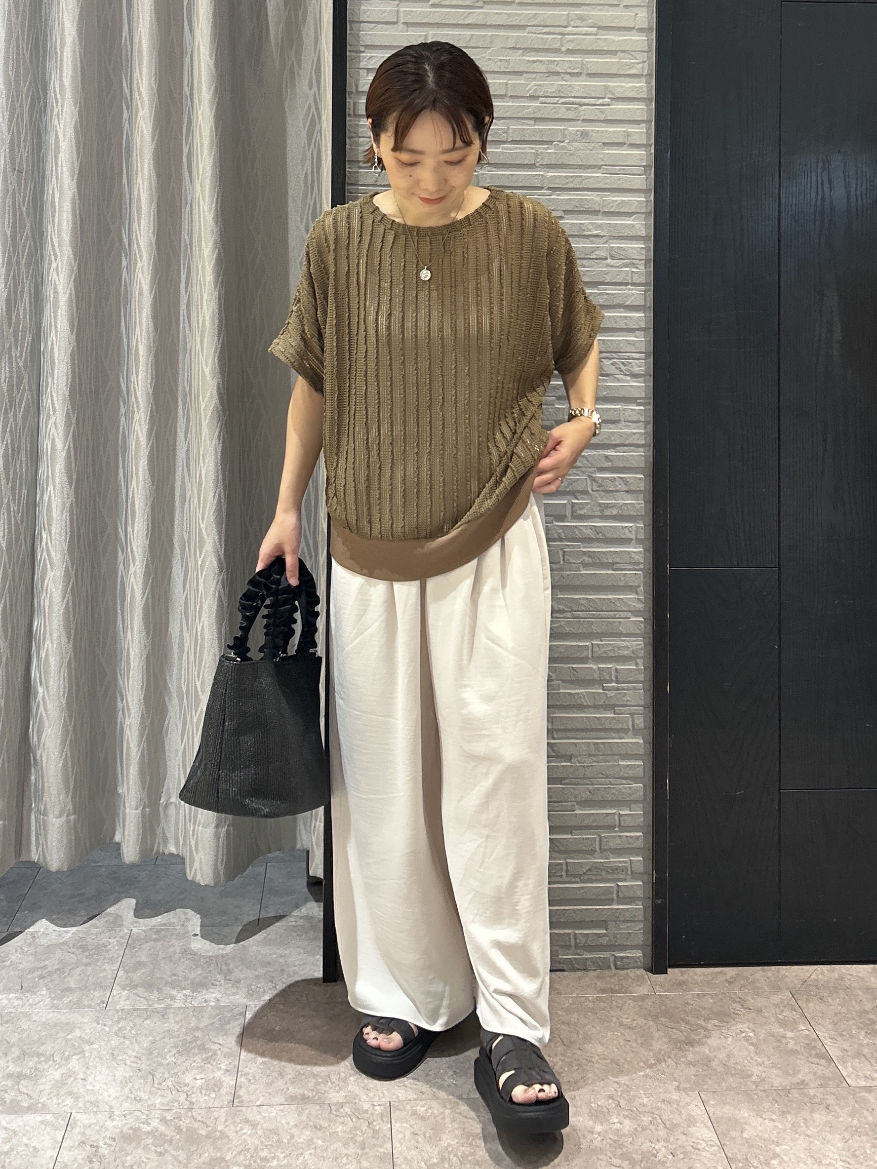 ga_riさんの「THE SHOP TK｜見た目涼やか メッシュジャカードトップス」を使ったコーディネート