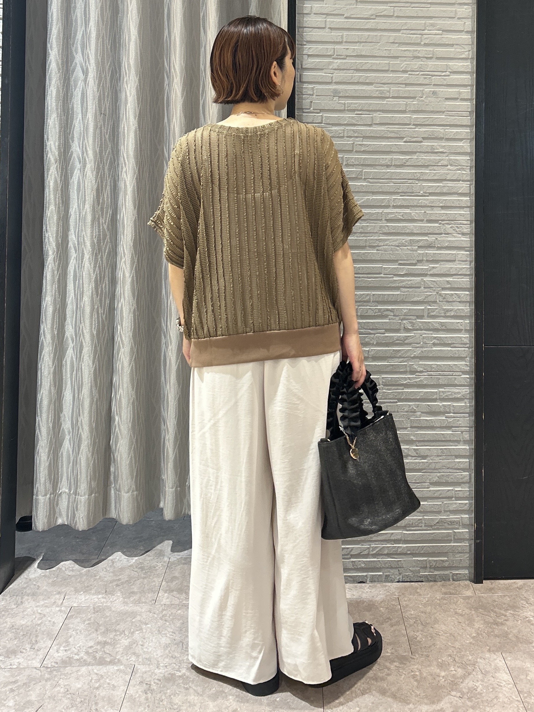ga_riさんの「THE SHOP TK｜見た目涼やか メッシュジャカードトップス」を使ったコーディネート