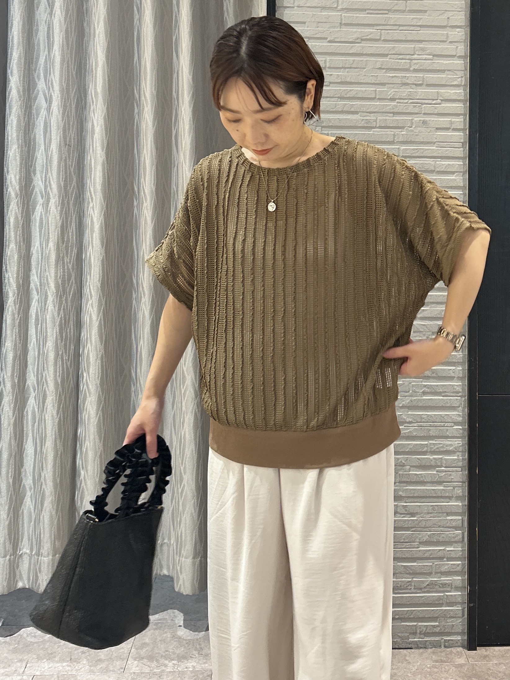 ga_riさんの「THE SHOP TK｜見た目涼やか メッシュジャカードトップス」を使ったコーディネート