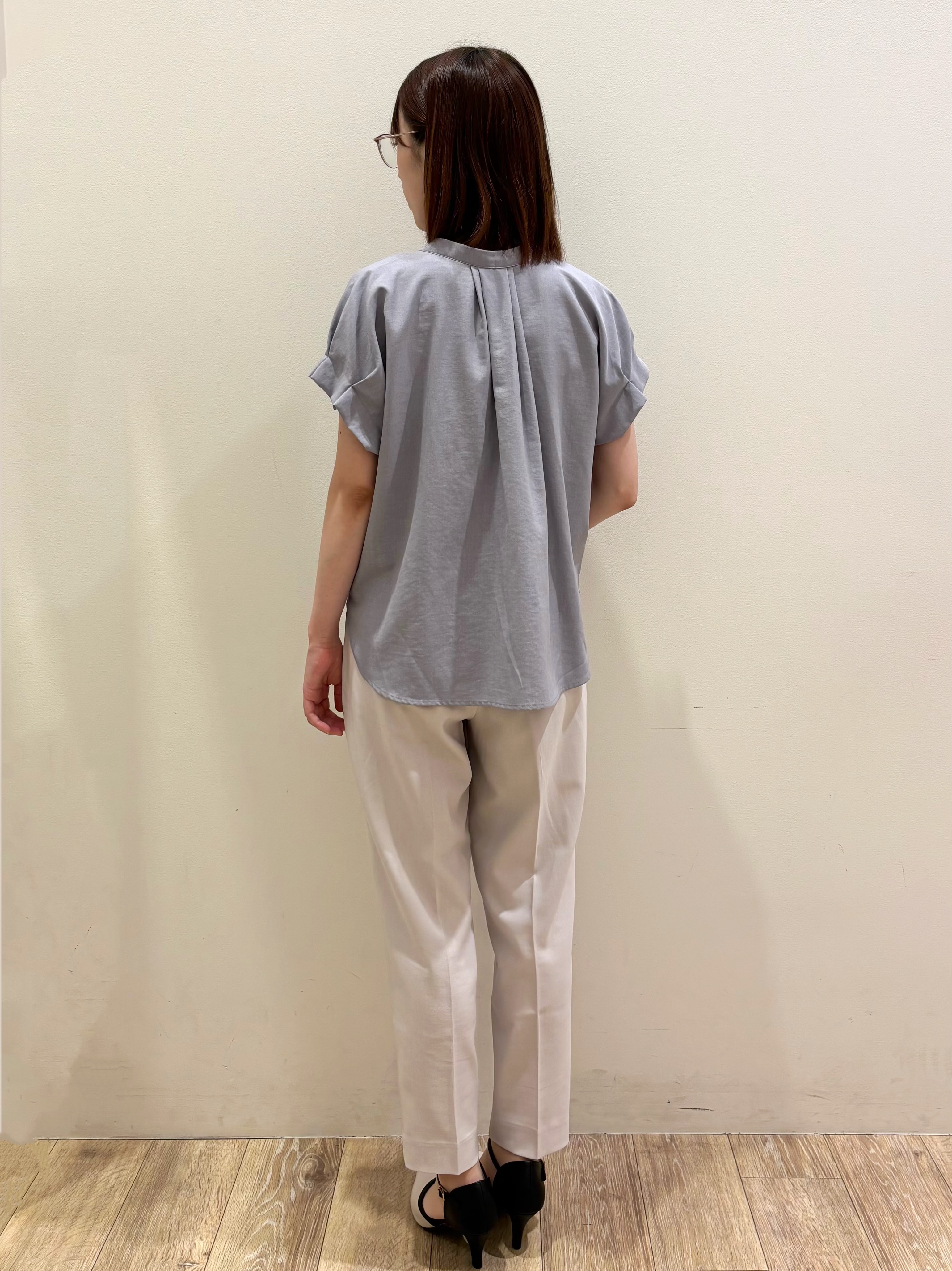 honamiさんの「index｜【接触冷感／吸水速乾】タックスキッパーブラウス《防シワ／イージーアイロン／洗濯機OK／9col》」を使ったコーディネート