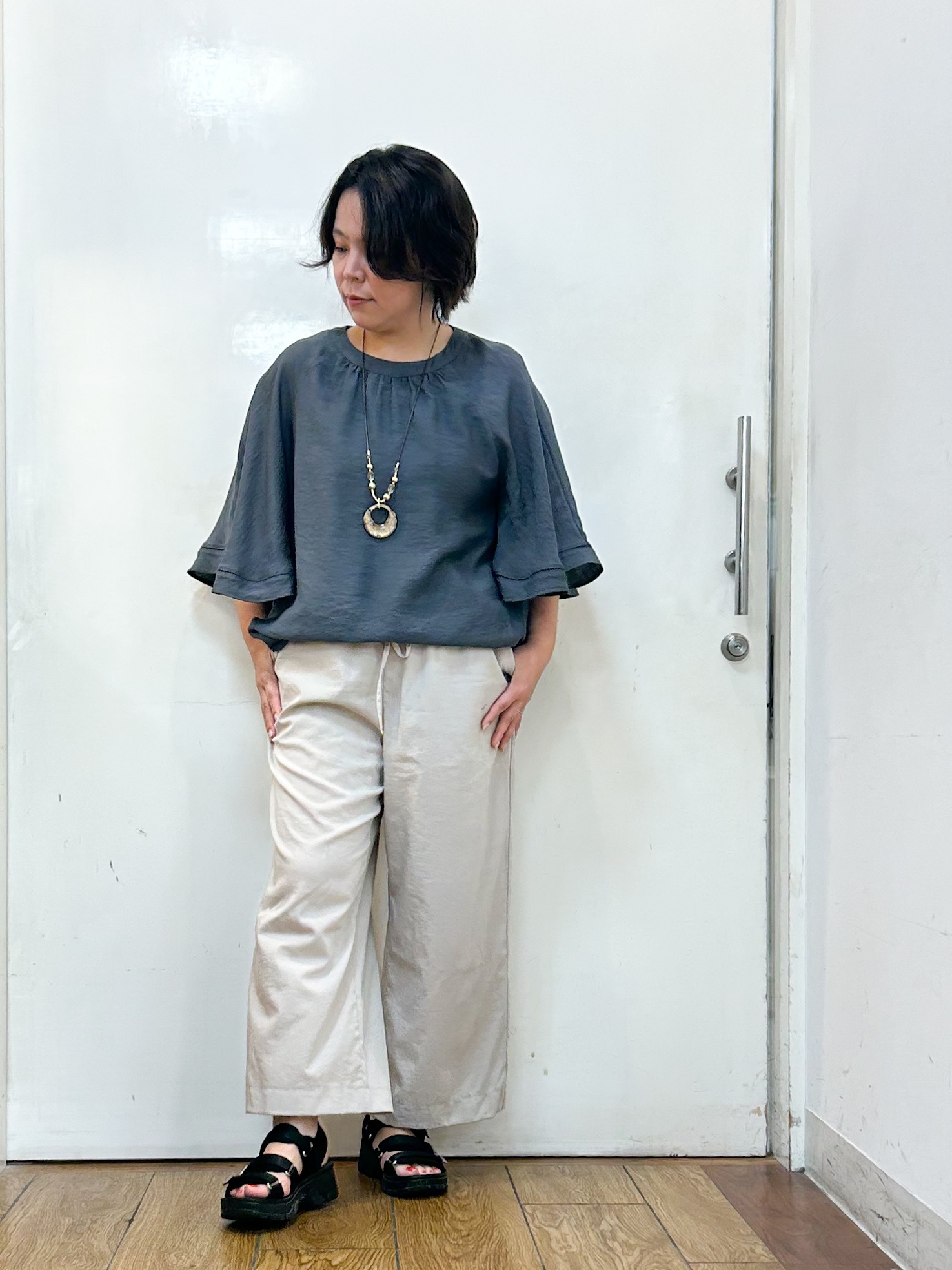 haruさんの「SHOO･LA･RUE｜【S-LL/洗濯機可/体型カバー】はしごレースがポイント スラブポンチョ風ブラウス」を使ったコーディネート