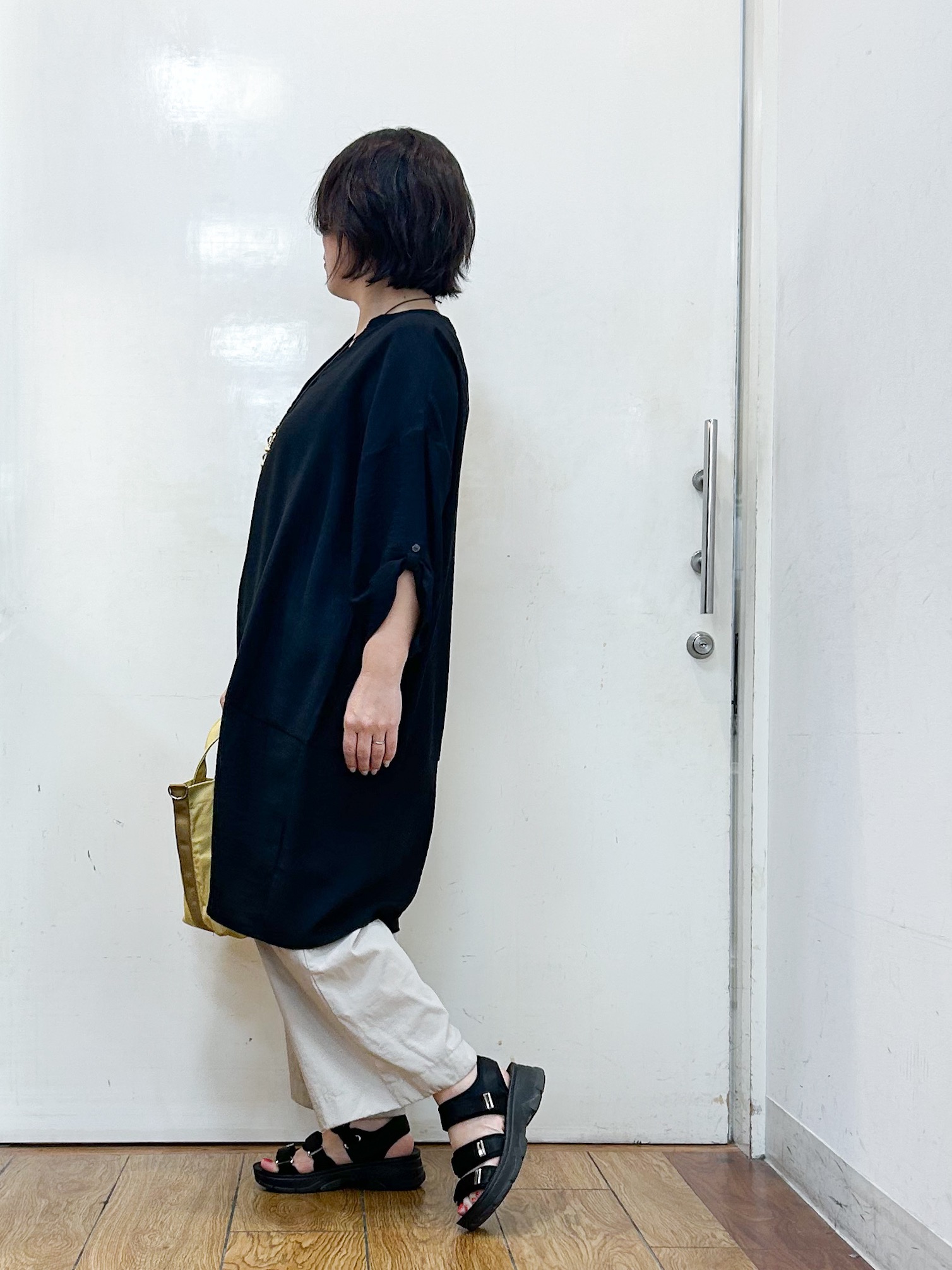 haruさんの「SHOO･LA･RUE｜【S-LL/洗濯後しわになりにくい】ゆるっと体型カバー 7分袖コクーンチュニック」を使ったコーディネート