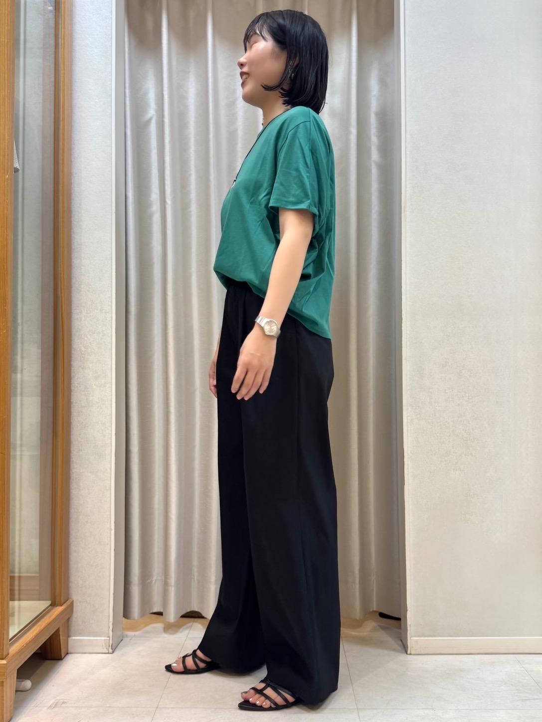 しばたさんの「UNTITLED｜【汗染み防止/接触冷感】ドルマンプルオーバー」を使ったコーディネート
