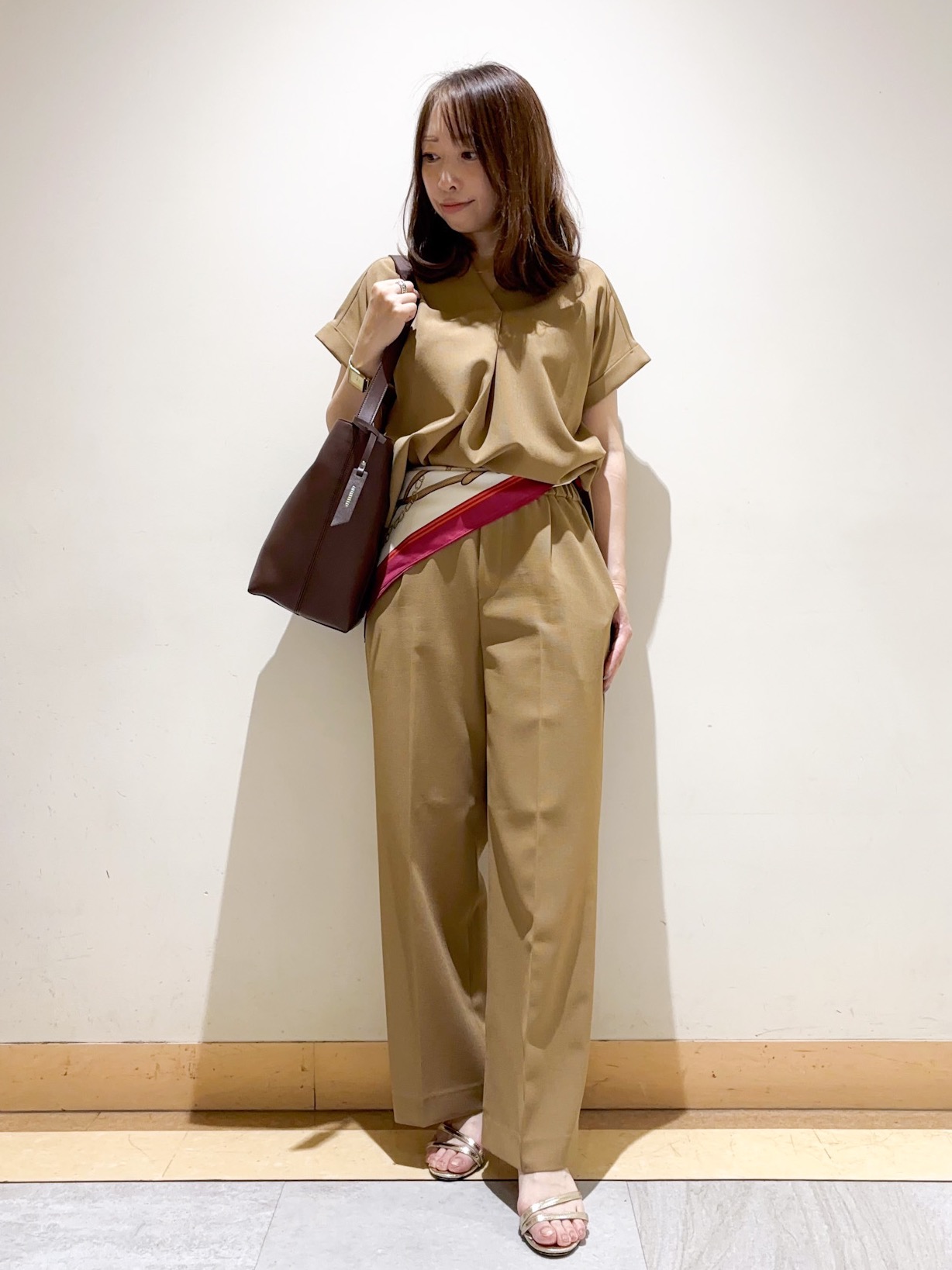 sattoさんの「UNTITLED｜【残暑も快適/セットアップ可/接触冷感】エアリークールブラウス」を使ったコーディネート