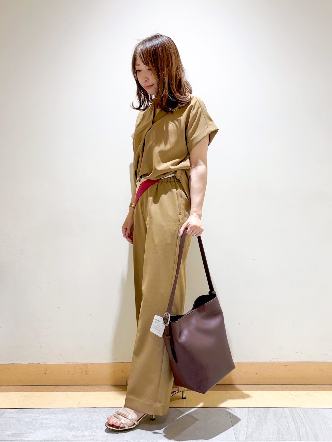 sattoさんの「UNTITLED｜【残暑も快適/セットアップ可/接触冷感】エアリークールブラウス」を使ったコーディネート