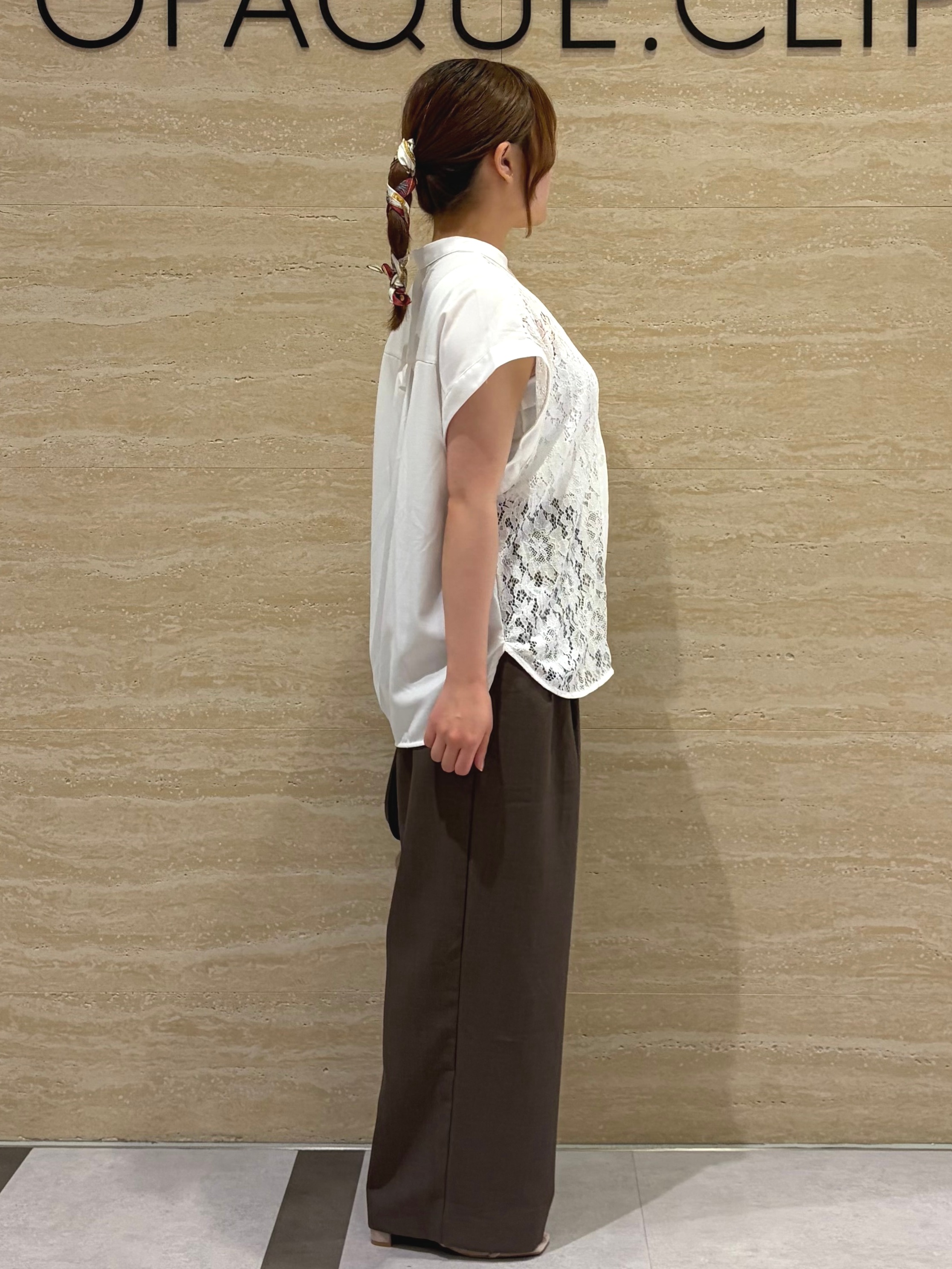 yiさんの「OPAQUE.CLIP｜フロントレースブラウス【洗濯機OK】」を使ったコーディネート