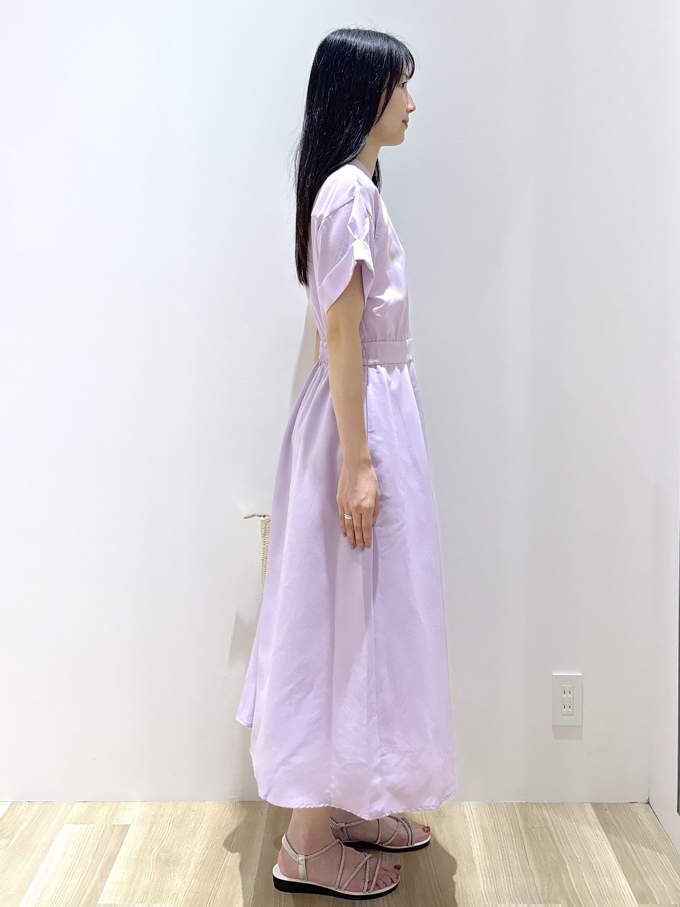 sachikoさんの「OPAQUE.CLIP｜【接触冷感／吸水速乾】リネンライク シャツワンピース《洗濯機OK》」を使ったコーディネート