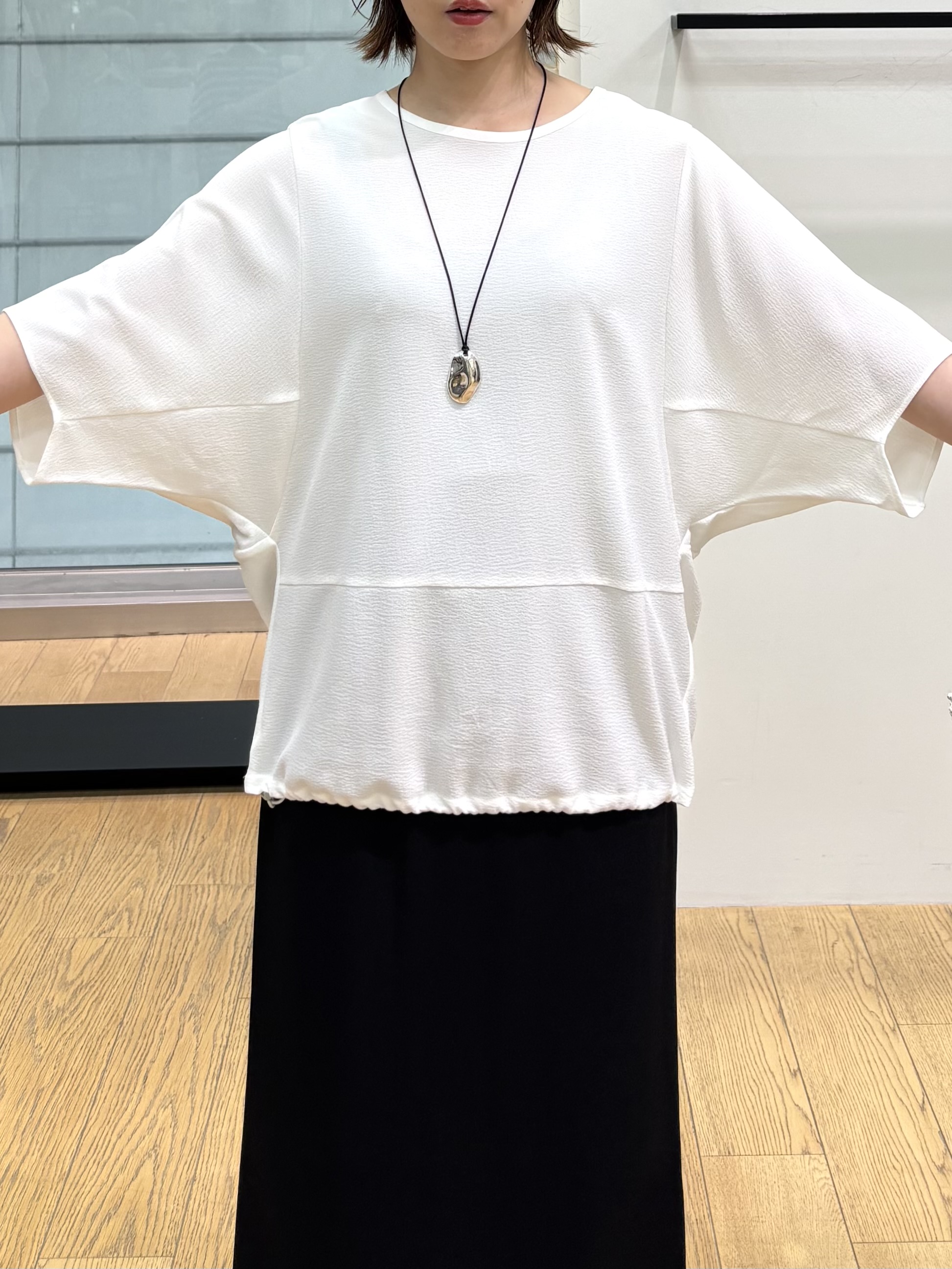 asamiさんの「INDIVI｜【洗える／2WAY／裾ドロスト付き】 ドルマンスリーブチュニックトップス」を使ったコーディネート
