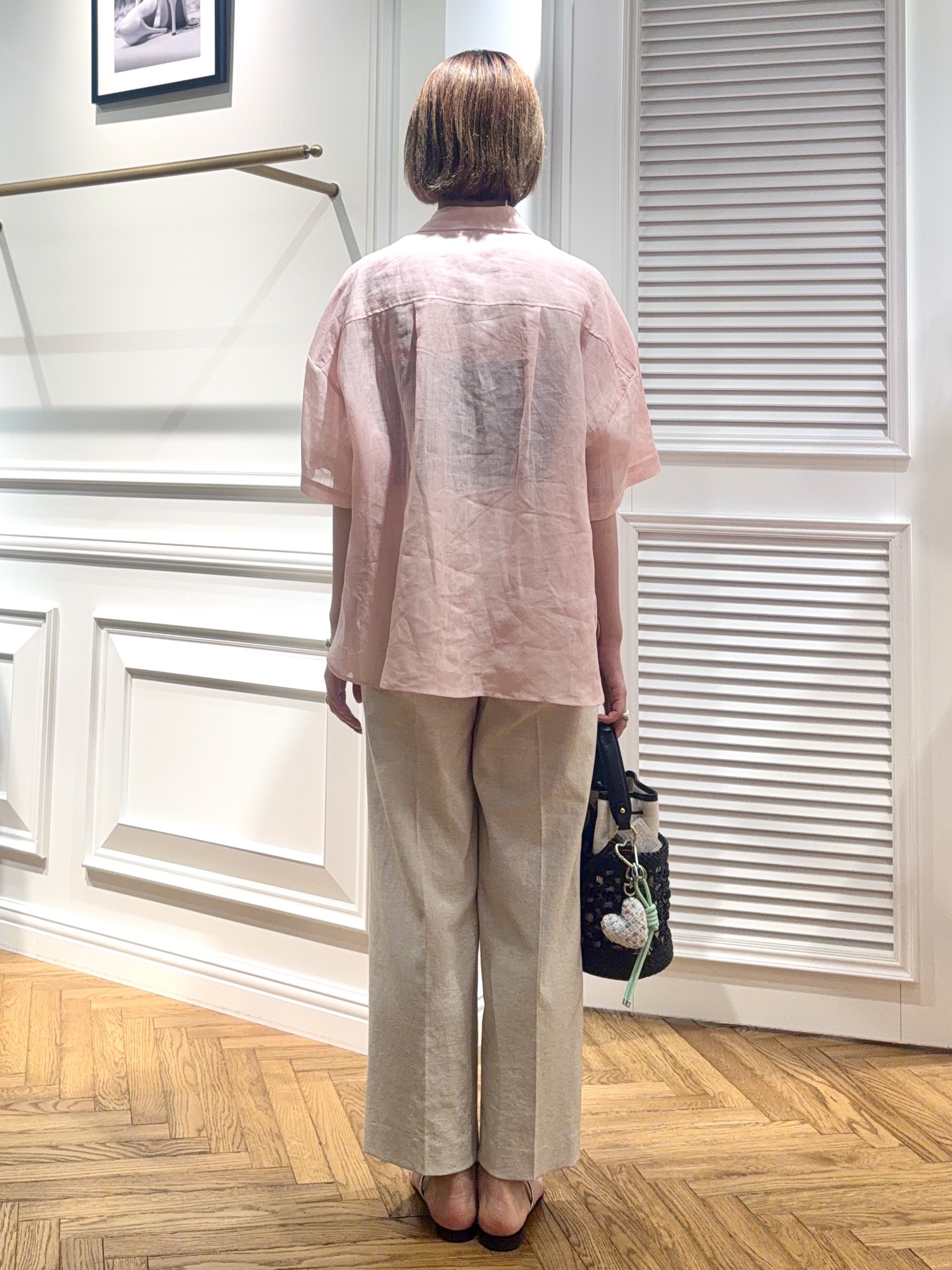 renaさんの「DRESSTERIOR｜ピュアラミー シャツ」を使ったコーディネート