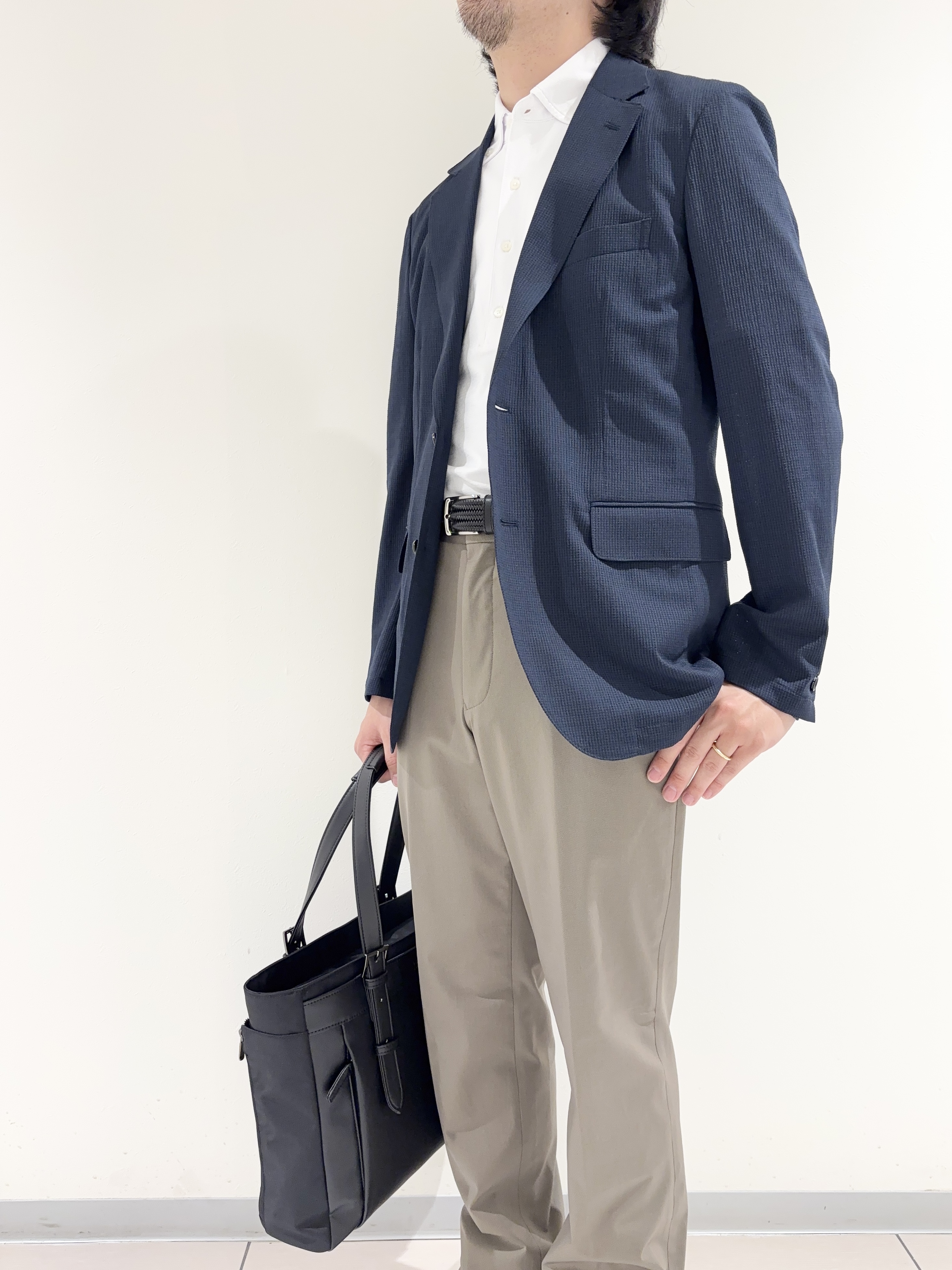 及川さんの「TAKEO KIKUCHI｜【Begin5月号掲載/通気性】トリコットサッカー ジャケット」を使ったコーディネート