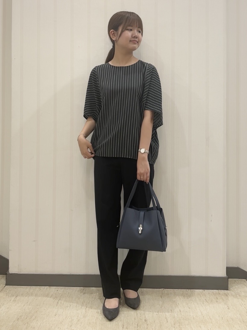 ちひさんの「INDIVI｜【初秋/UVケア/着る日傘】テーパードパンツ」を使ったコーディネート