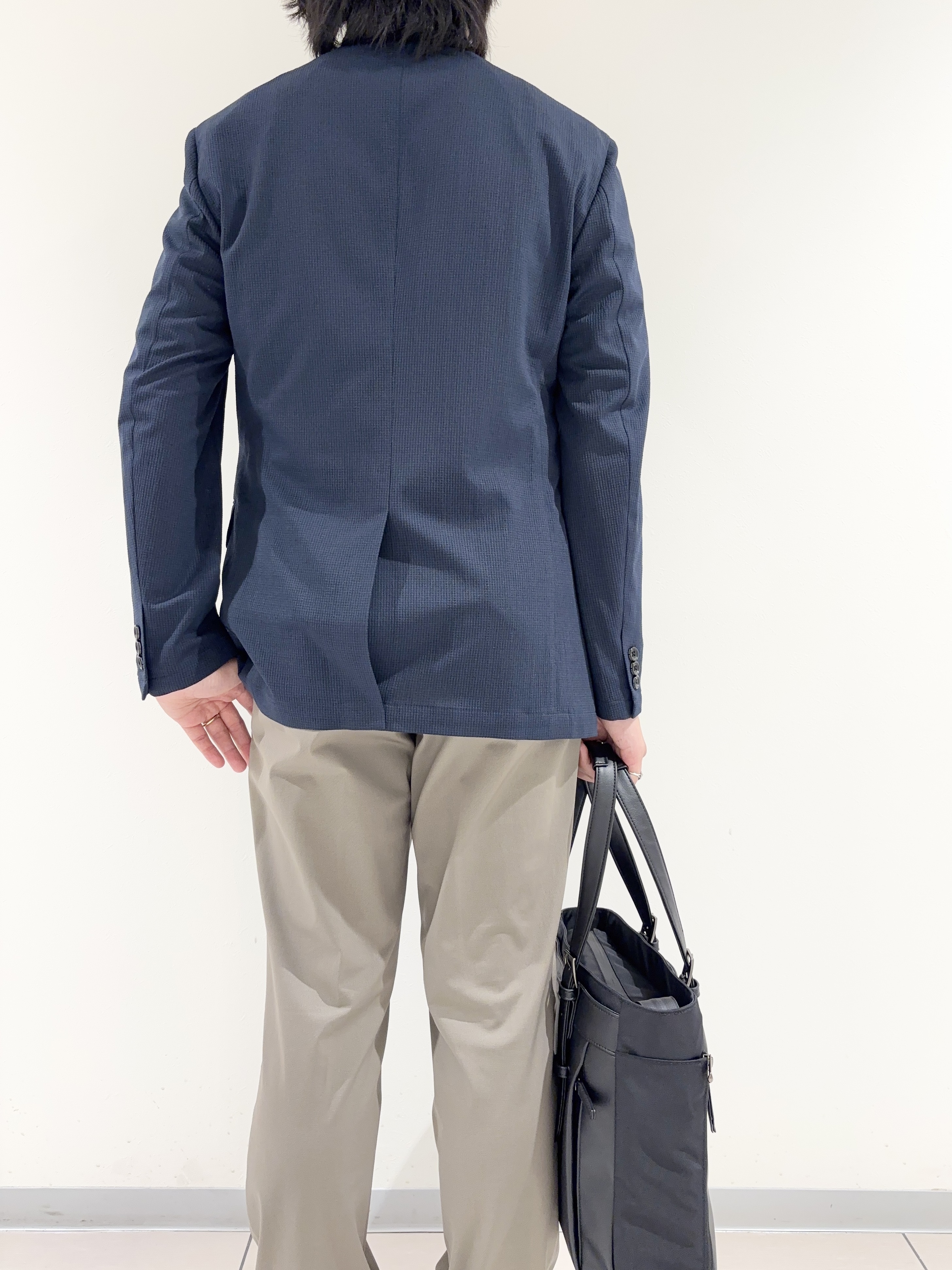 及川さんの「TAKEO KIKUCHI｜【Begin5月号掲載/通気性】トリコットサッカー ジャケット」を使ったコーディネート