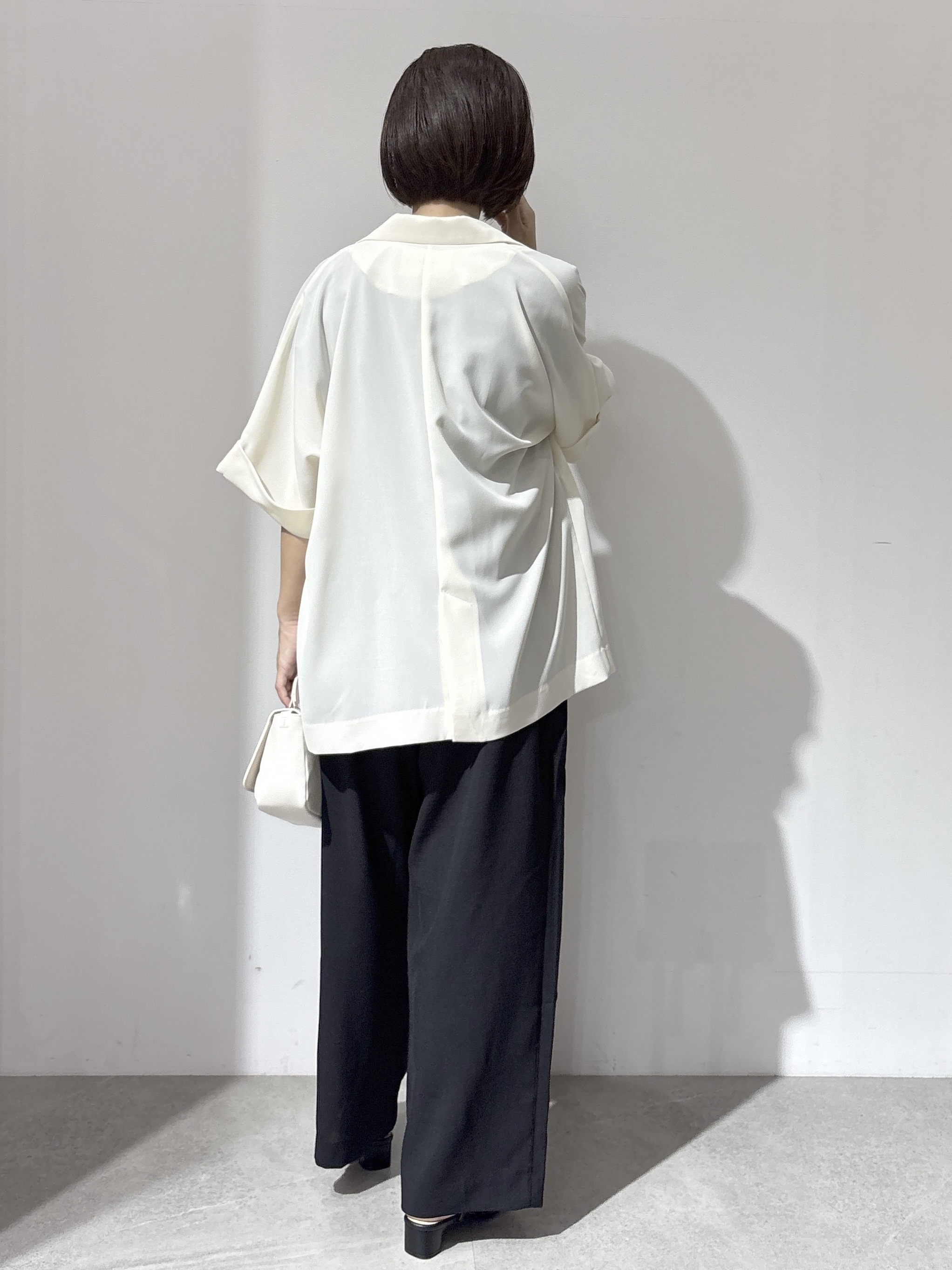 NAKAさんの「OPAQUE.CLIP｜【接触冷感／吸水速乾／防シワ】リネンライクテーラードジャケット《洗濯機OK》」を使ったコーディネート